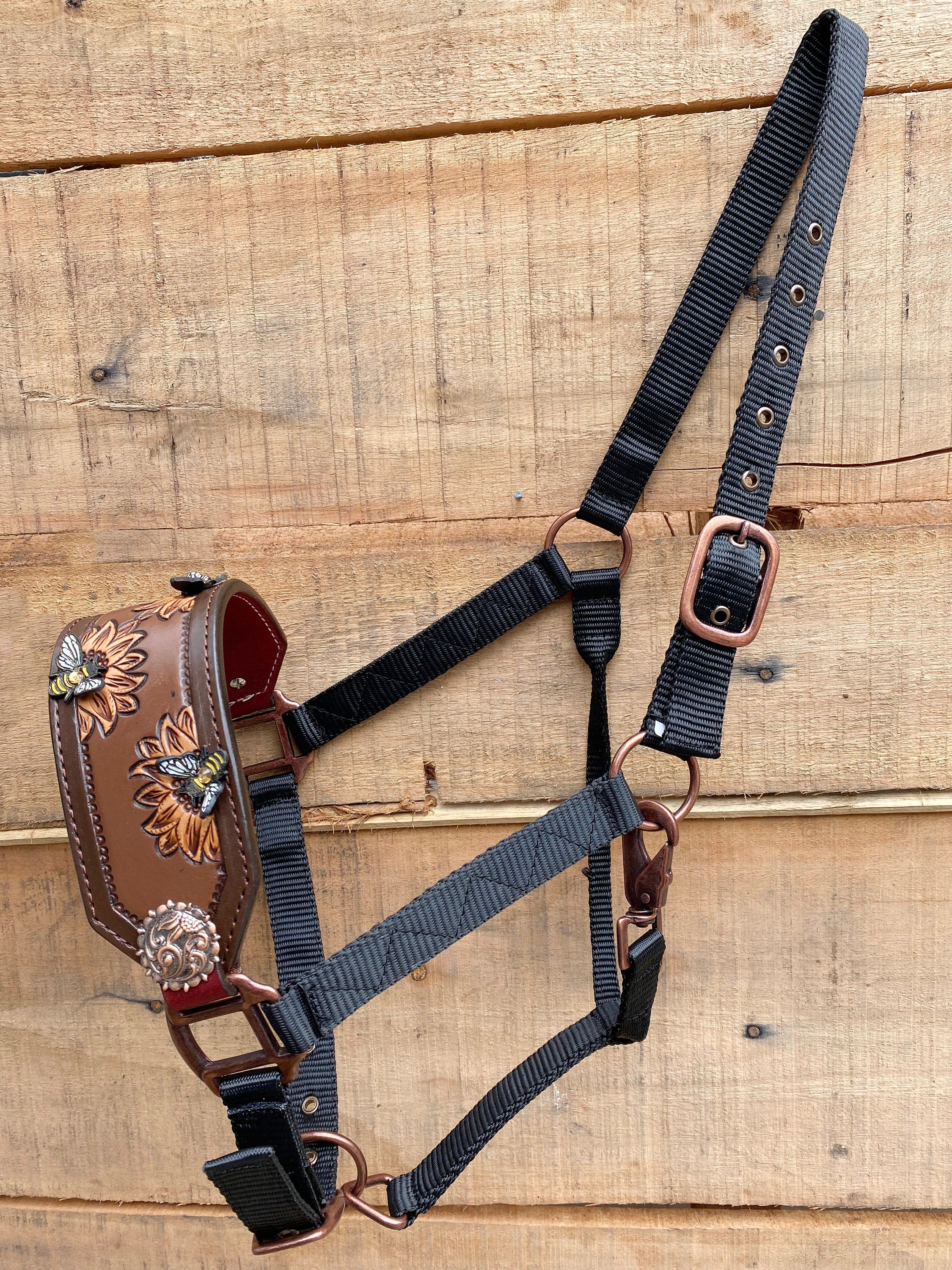 MOSUM Argentina Cow Leather Bronc Halter - Western Horse Halter Decorated with Hand-Painted Sunflower & 3D Bees Carving, Antique Copper Conchos