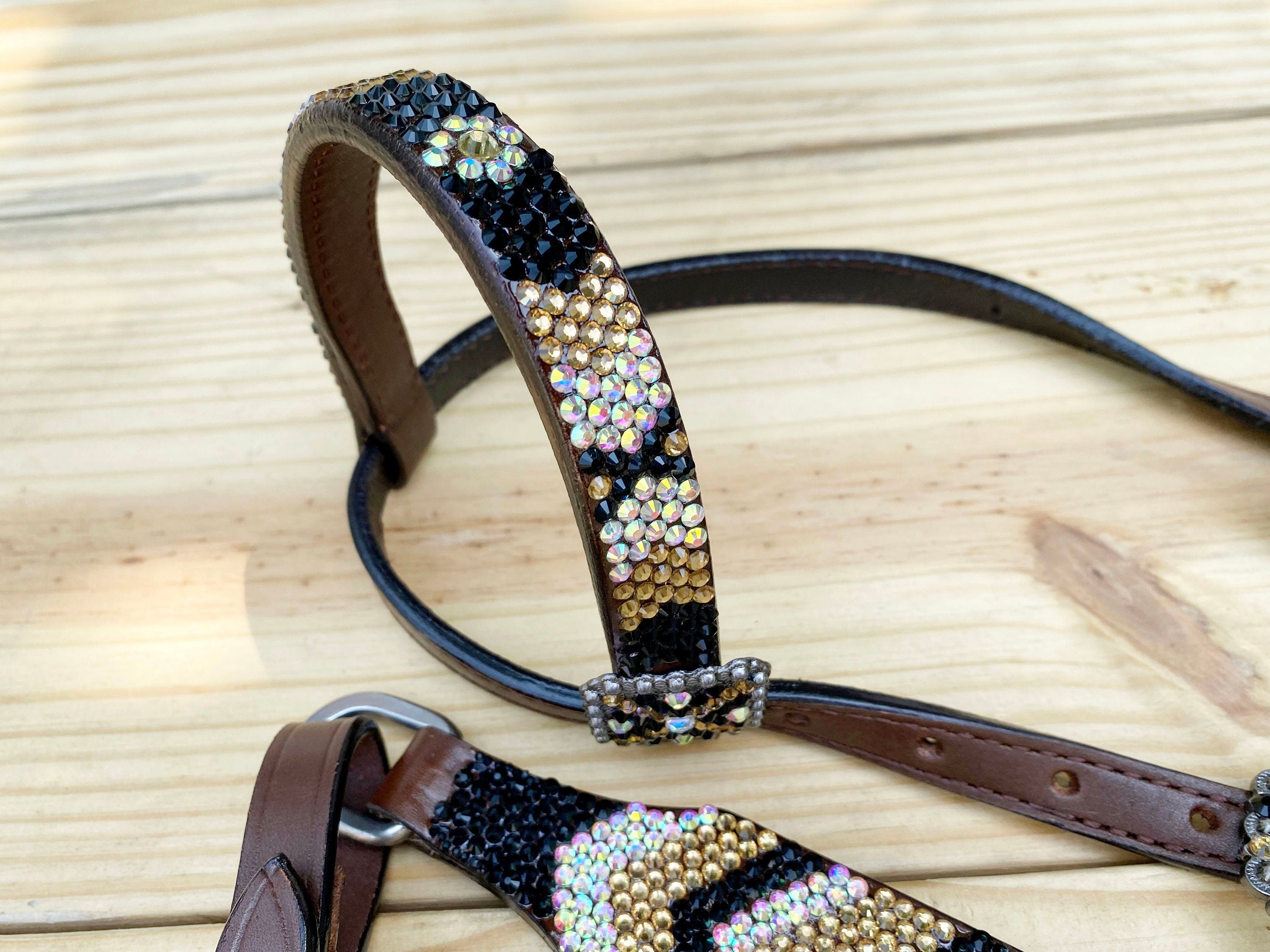 MOUSM Western Bridle and Breast Collar Set - Decorated with Elegant Gold, Silver & Black Stone Inlay and Same Colour Conchos