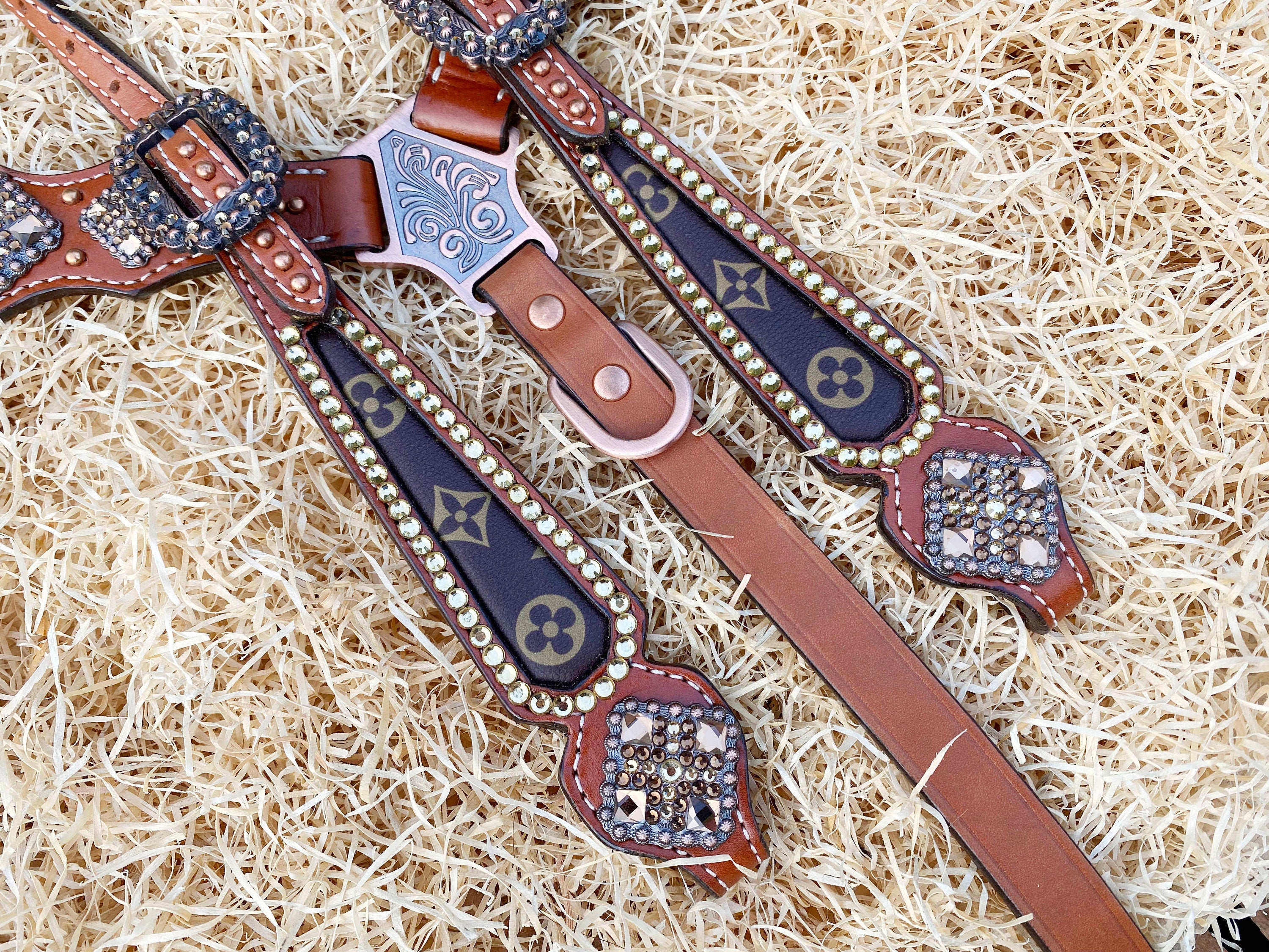 MOUSM Western Headstall and Breast Collar Set – Printed Inlay with Silver Rhinestones & Handcrafted Diamond-Shaped Conchos