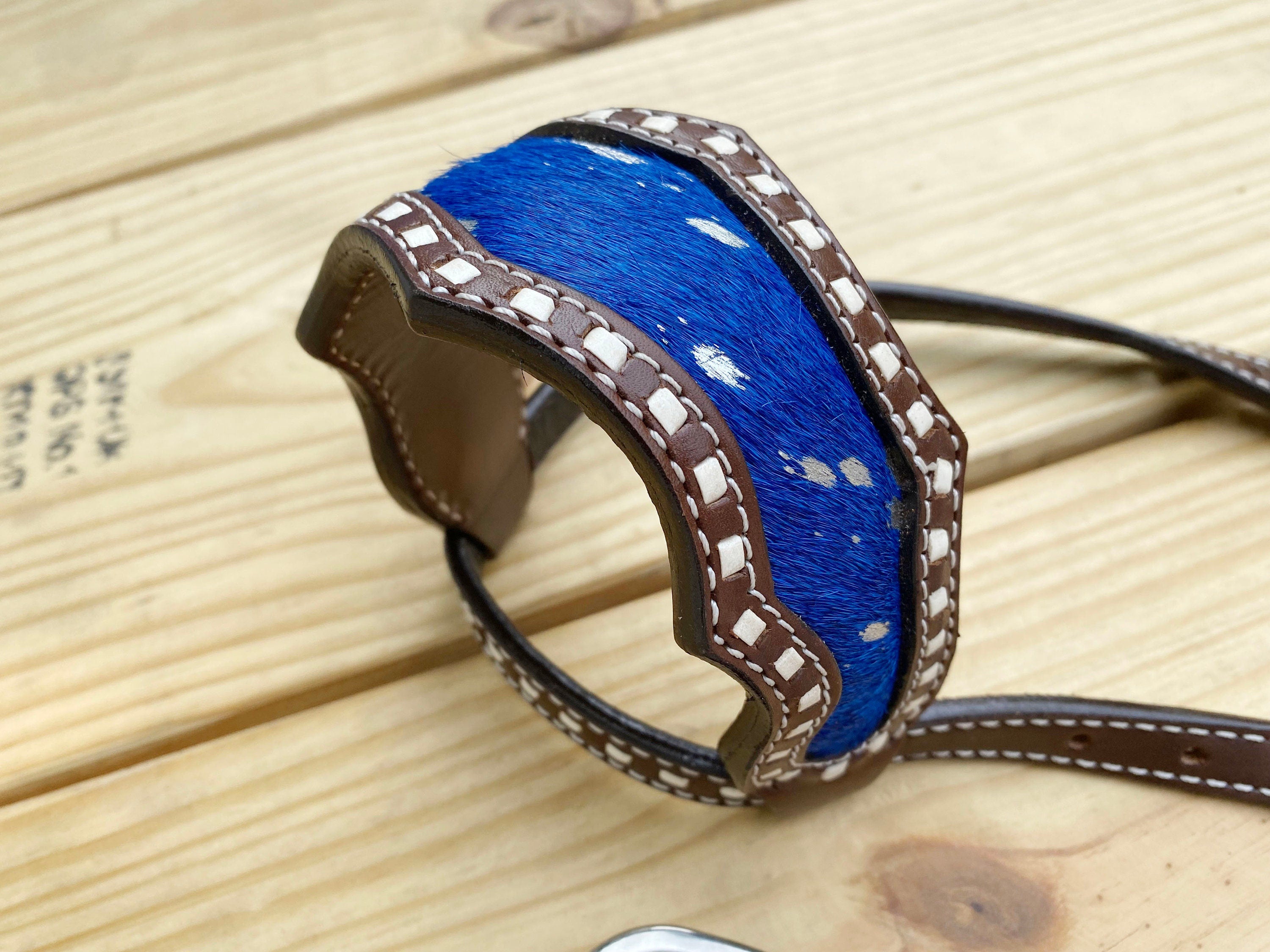 MOUSM 4th July Western Leather Headstall & Breast Collar Set – Independence Western Headstall Tack Decorated Patriotic USA Flag Fringe Design with Metallic Acid Wash Cowhide Inlay & Matching Rhinestones