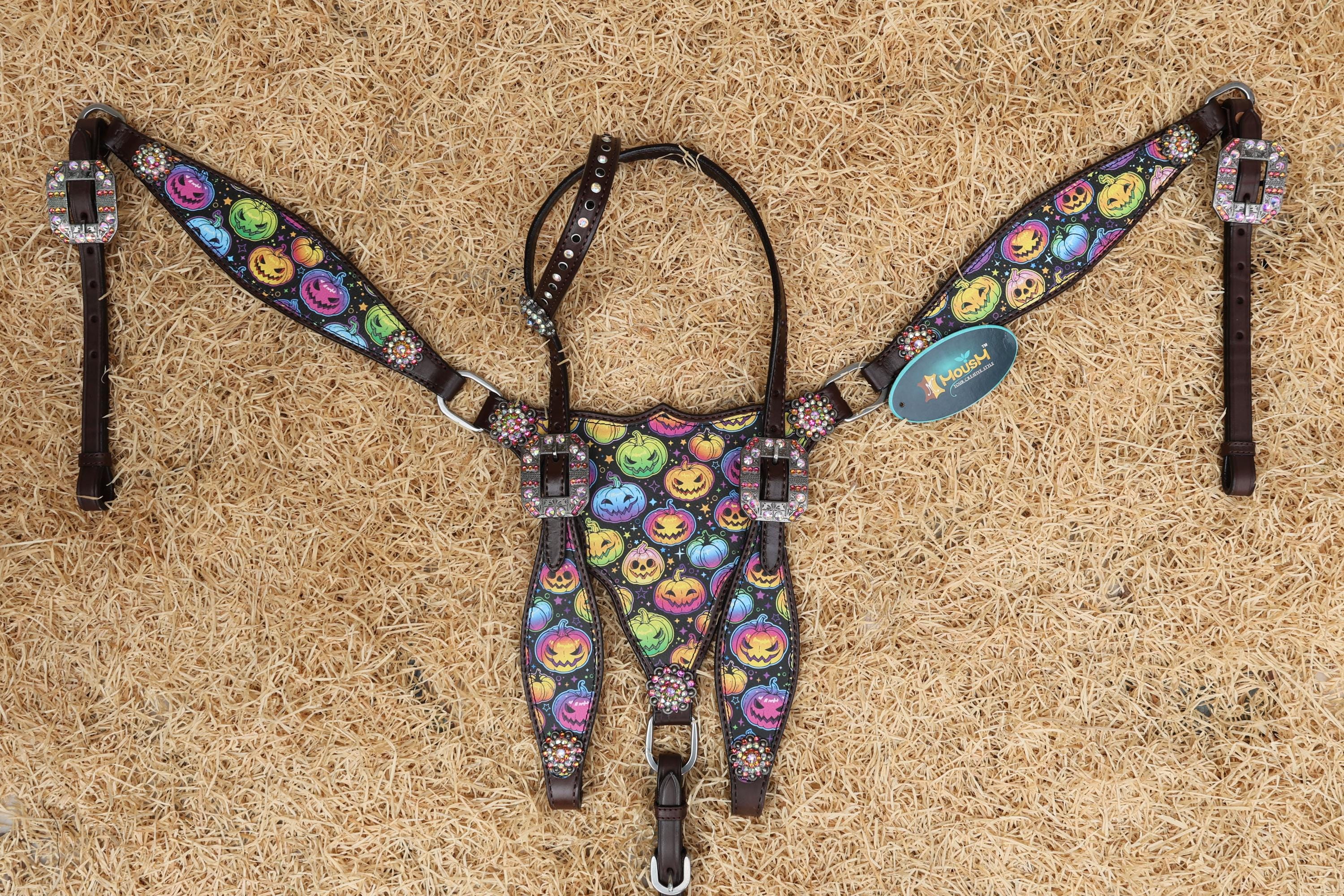 MOUSM Spooky Western Leather Horse Tack Set – Headstall & Breast Collar Decorated with Fluorescent Halloween Pumpkin Print & Rhinestone Conchos