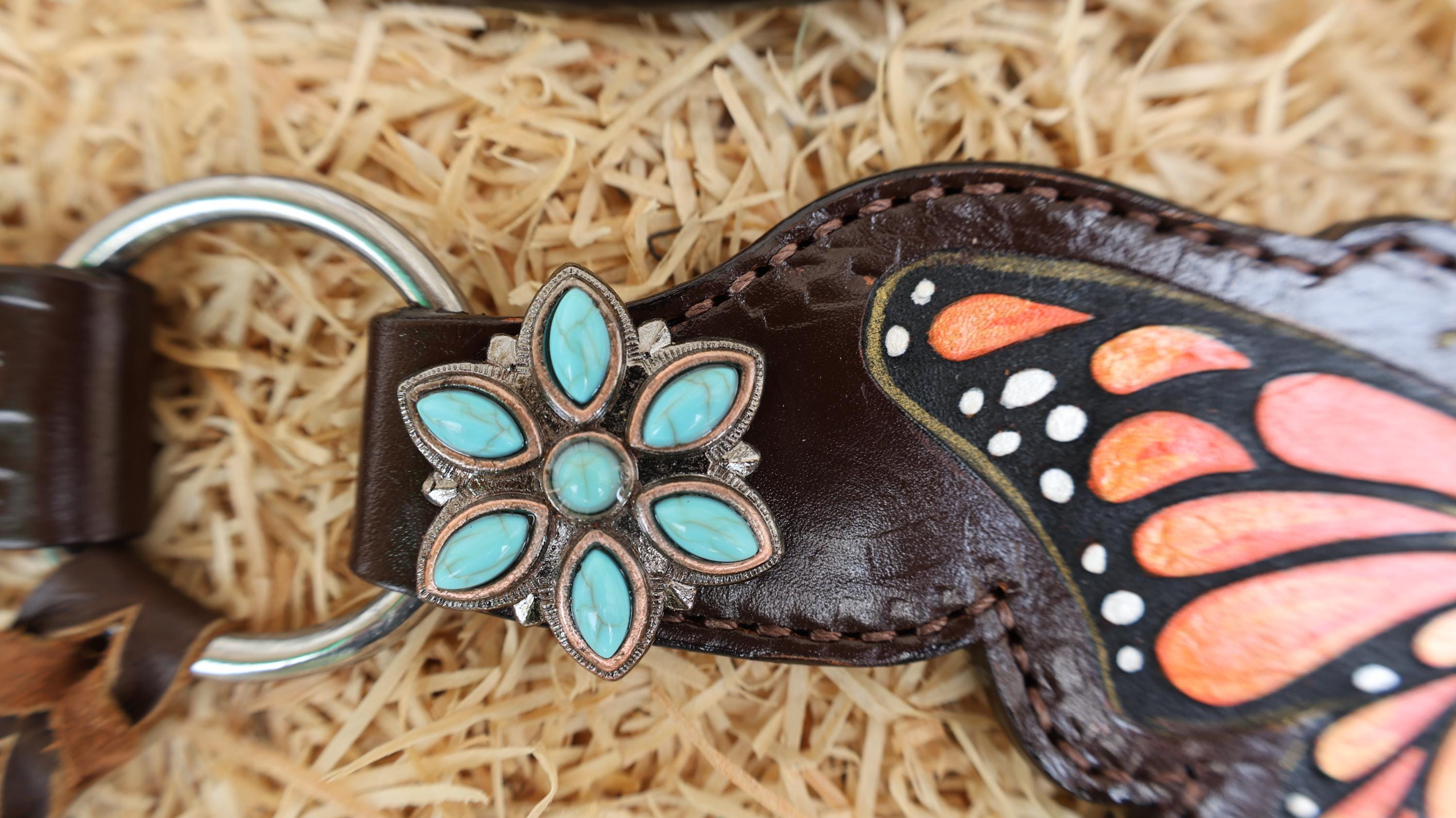MOUSM Western Leather Horse Tack Set – Headstall & Breast Collar Decorated with Hand-Painted Butterfly Design with Carving, Antique Finish & Turquoise Flower Conchos