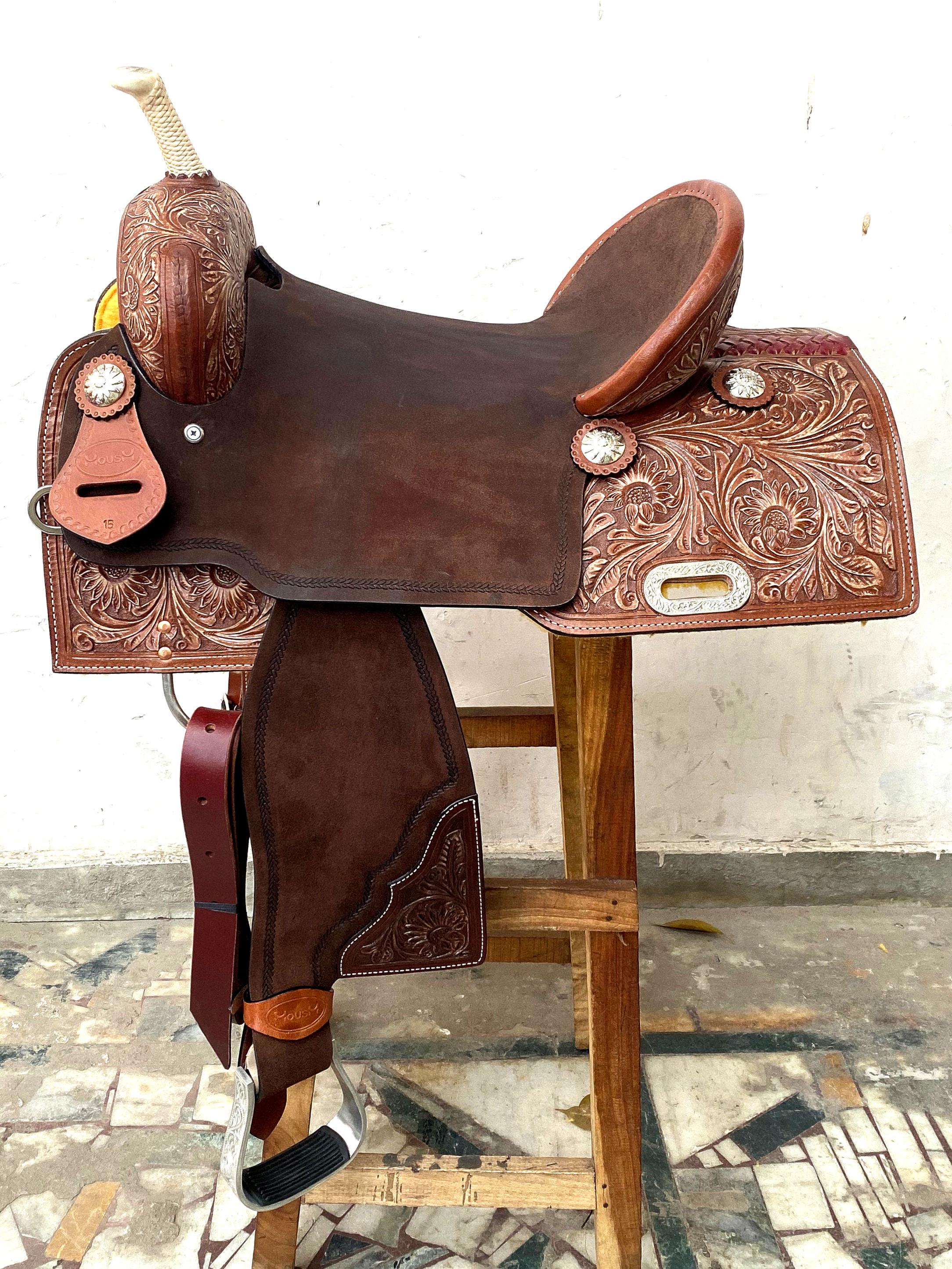 MOUSM Western Horse Saddle – Handcrafted Barrel Saddle Built on a Rawhide-Covered Fiber Tree with Hand-Tooled Sunflower Design & Fancy Conchos, Seat Sizes: 13"–17" Inches