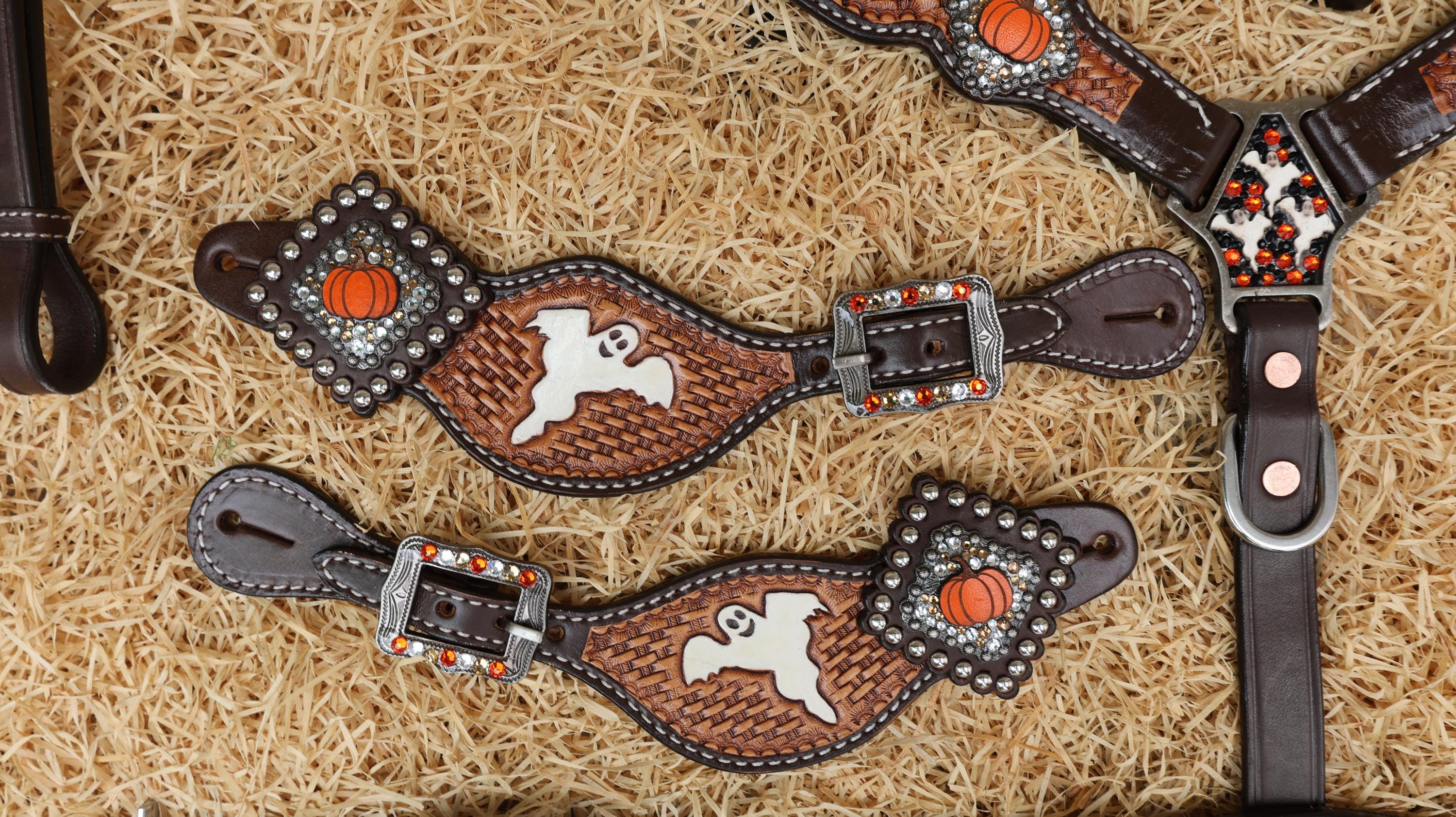MOUSM Spooky Western Leather Horse Tack Collection – Headstall & Breast Collar Set Decorated with Hand-Painted Cowboy Ghost, Basket Tooling & Pumpkin Rhinestone Conchos