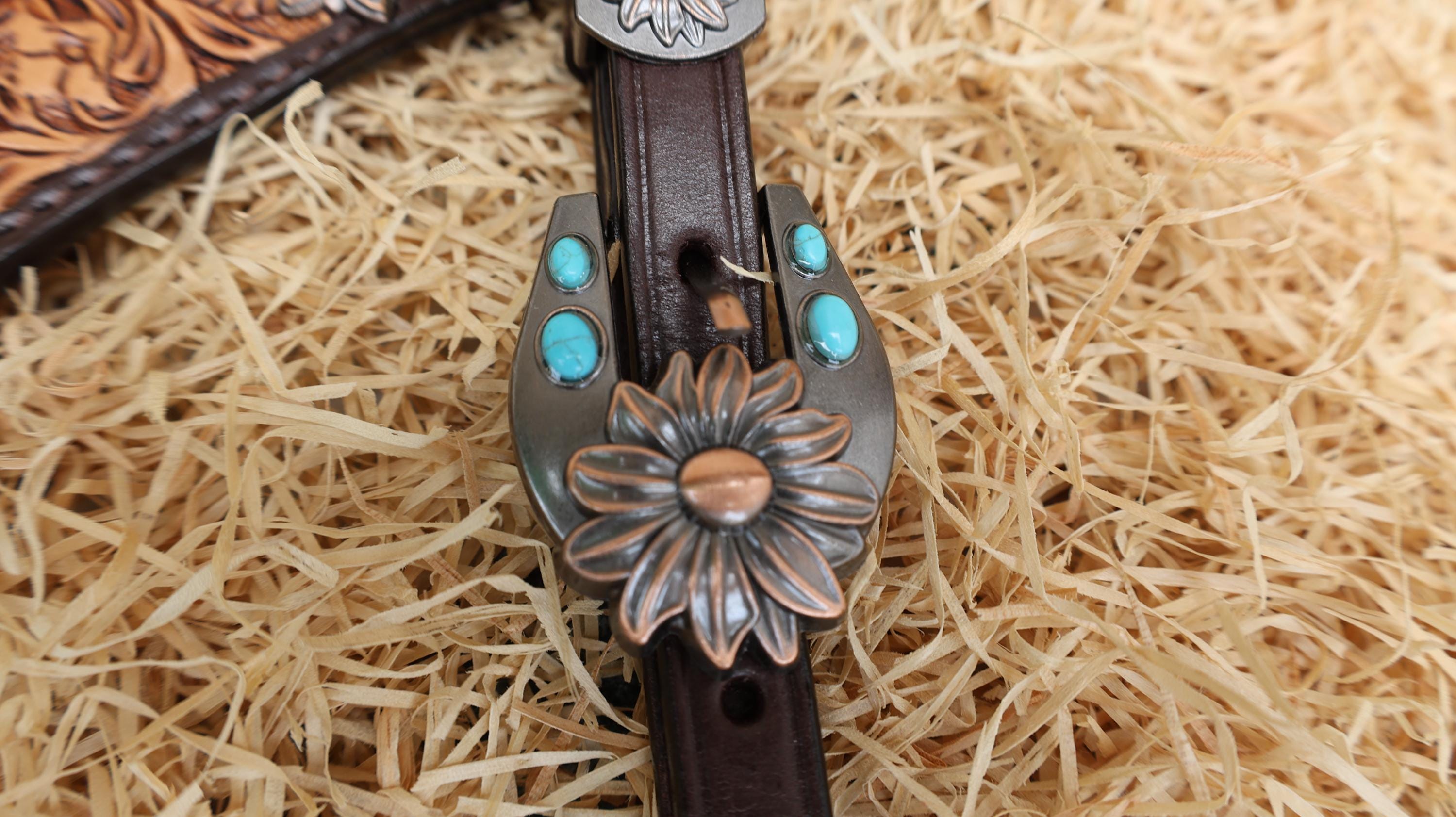 MOUSM Western Leather Horse Tack Set – Headstall & Breast Collar Decorated with Hand-Painted Butterfly Design with Carving, Antique Finish & Turquoise Flower Conchos