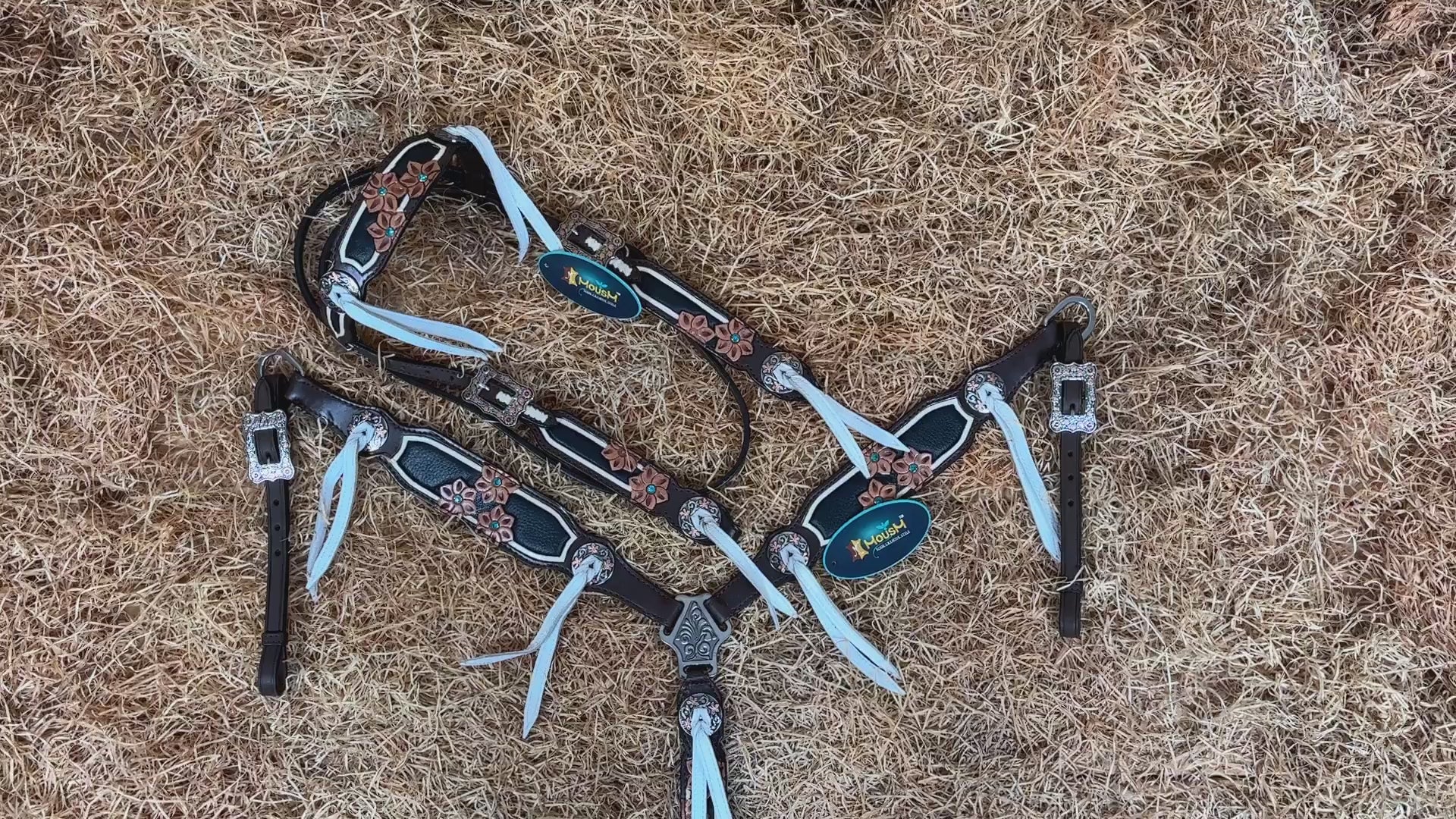 MOUSM Argentina Cow Leather Western Horse Tack Set – Browband Headstall & Breast Collar, Bronc Halter, Wither & Spur Straps, Decorated with Flower Carving and White String