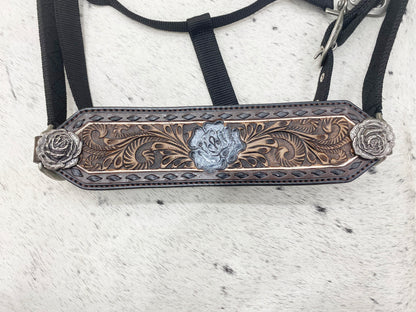 MOUSM Argentina Cow Leather Western Horse Tack Set – Browband Headstall &amp; Breast Collar, Bronc Halter, Wither &amp; Spur Straps, Decorated with Black Buck Stitching, Rose Hardware &amp; Hand-Carved Detailing