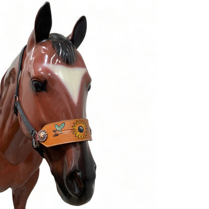 MOUSM Western Bronc Halter – Argentina Cow Leather Halter for Horse Decorated with Hand-Tooled Arrow &amp; Sunflower Carving, Antique Copper Star Conchos