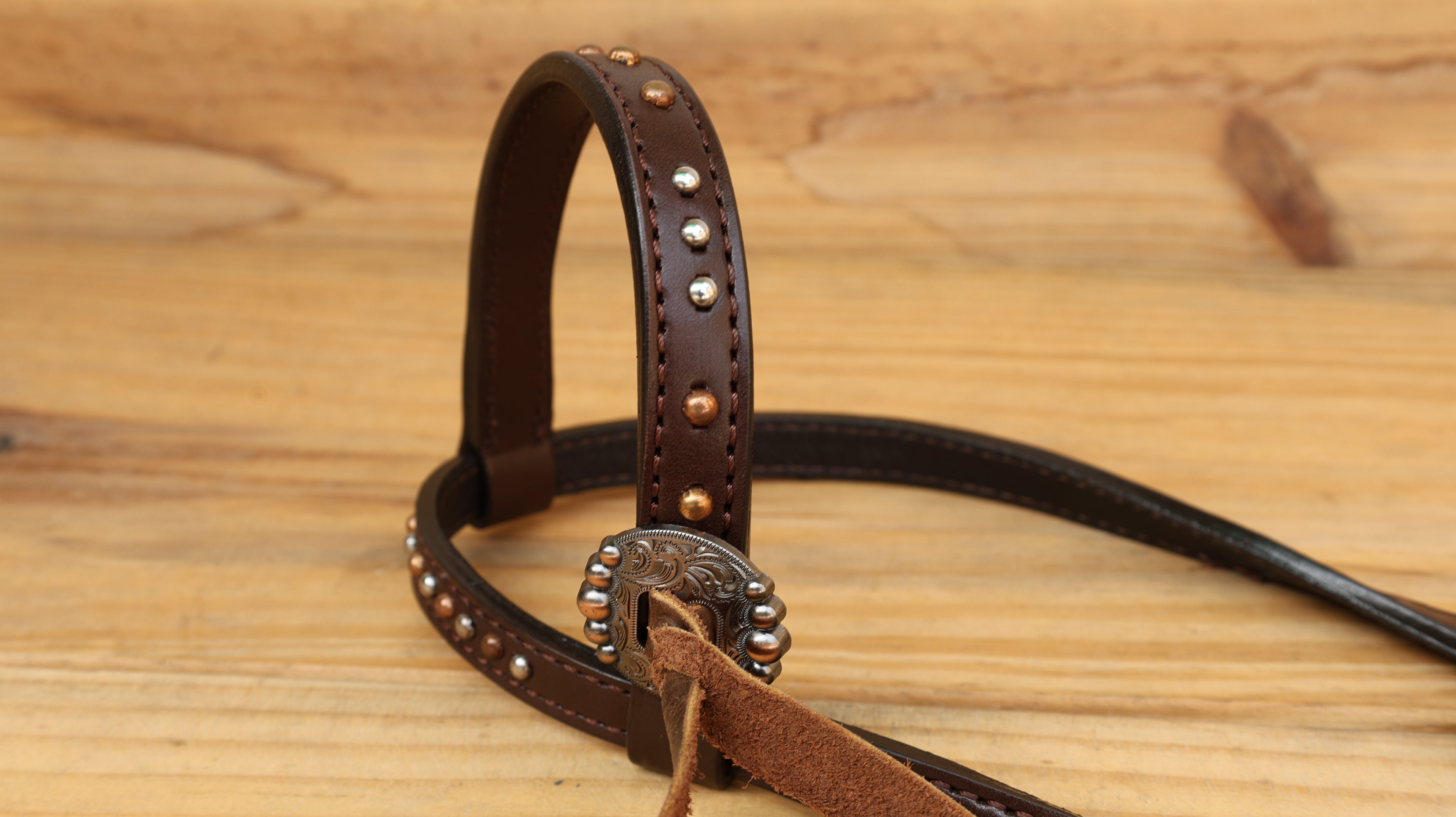 MOUSM Western Leather Headstall and Breast Collar Set – Decotrated Geometrical Carving with Copper &amp; Nickel Studs, Brown Leather Fringe &amp; String Concho