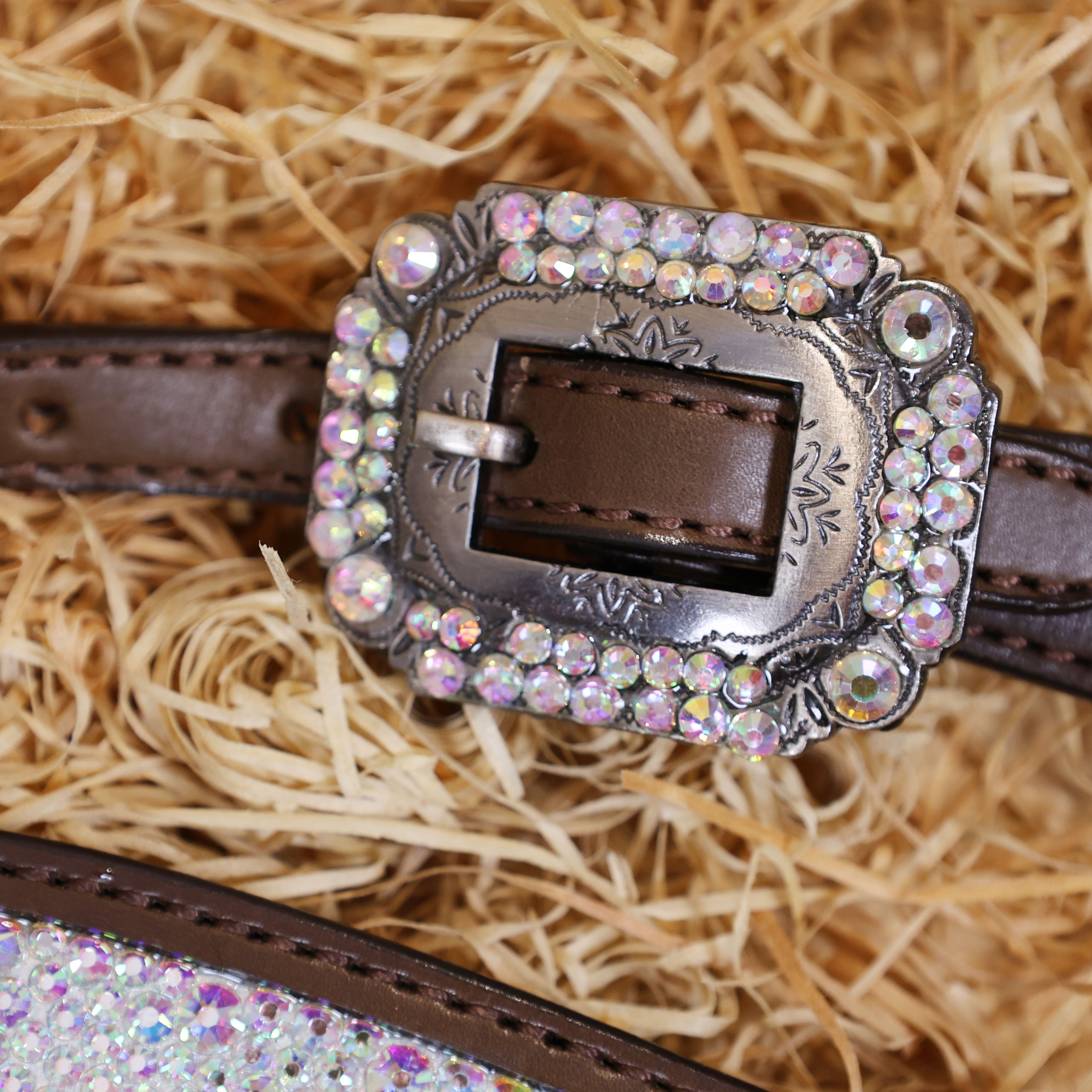 MOUSM Western Headstall and Breast Collar Set – Argentina Cow Leather Horse Tack Set Decorated with AB Rhinestones on Gladiator Breast Collar with Roping and Bling Conchos