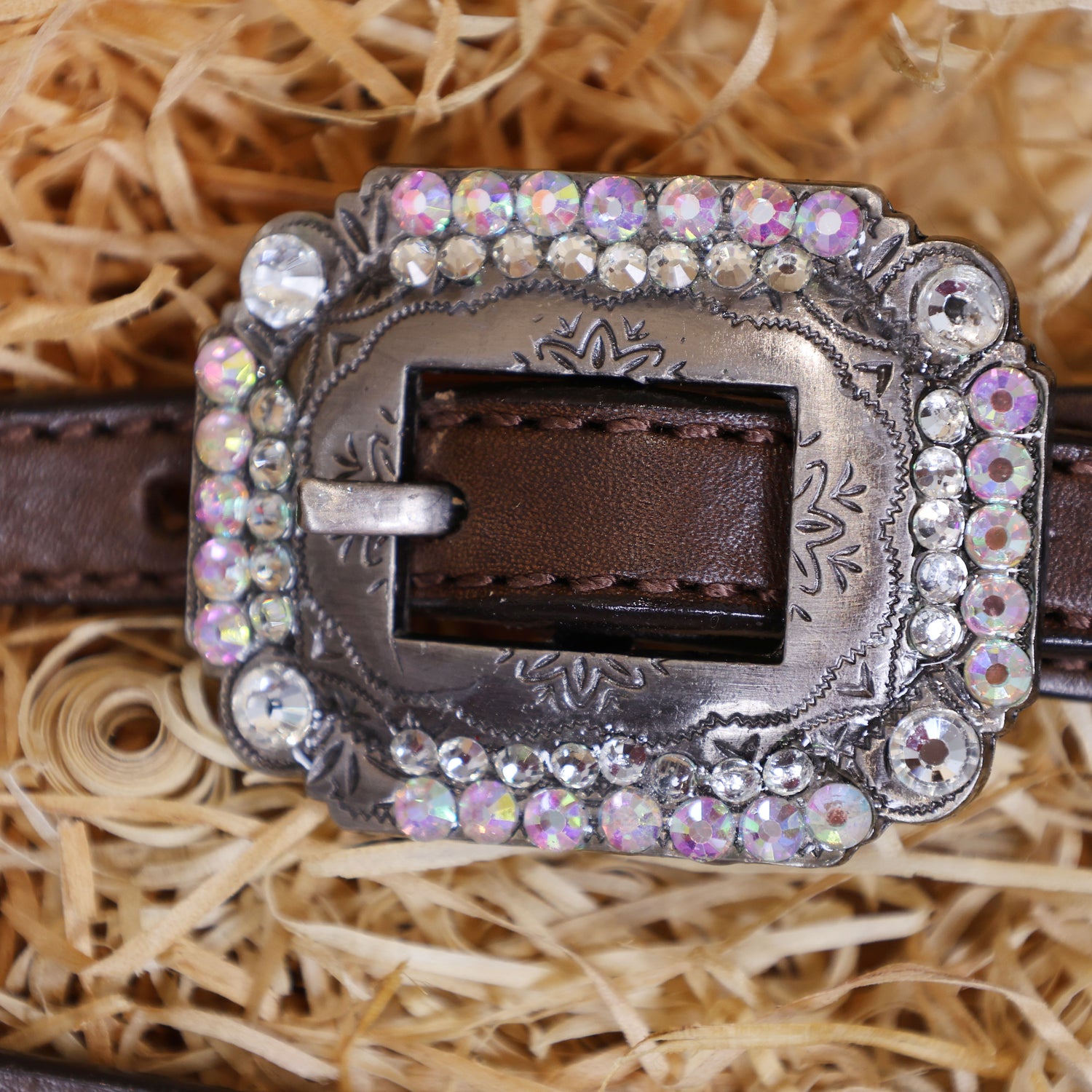 MOUSM Western Headstall and Breast Collar Set – Argentina Cow Leather Horse Tack Set Decorated with White Clear Rhinestones on Gladiator Breast Collar with Roping and Bling Conchos