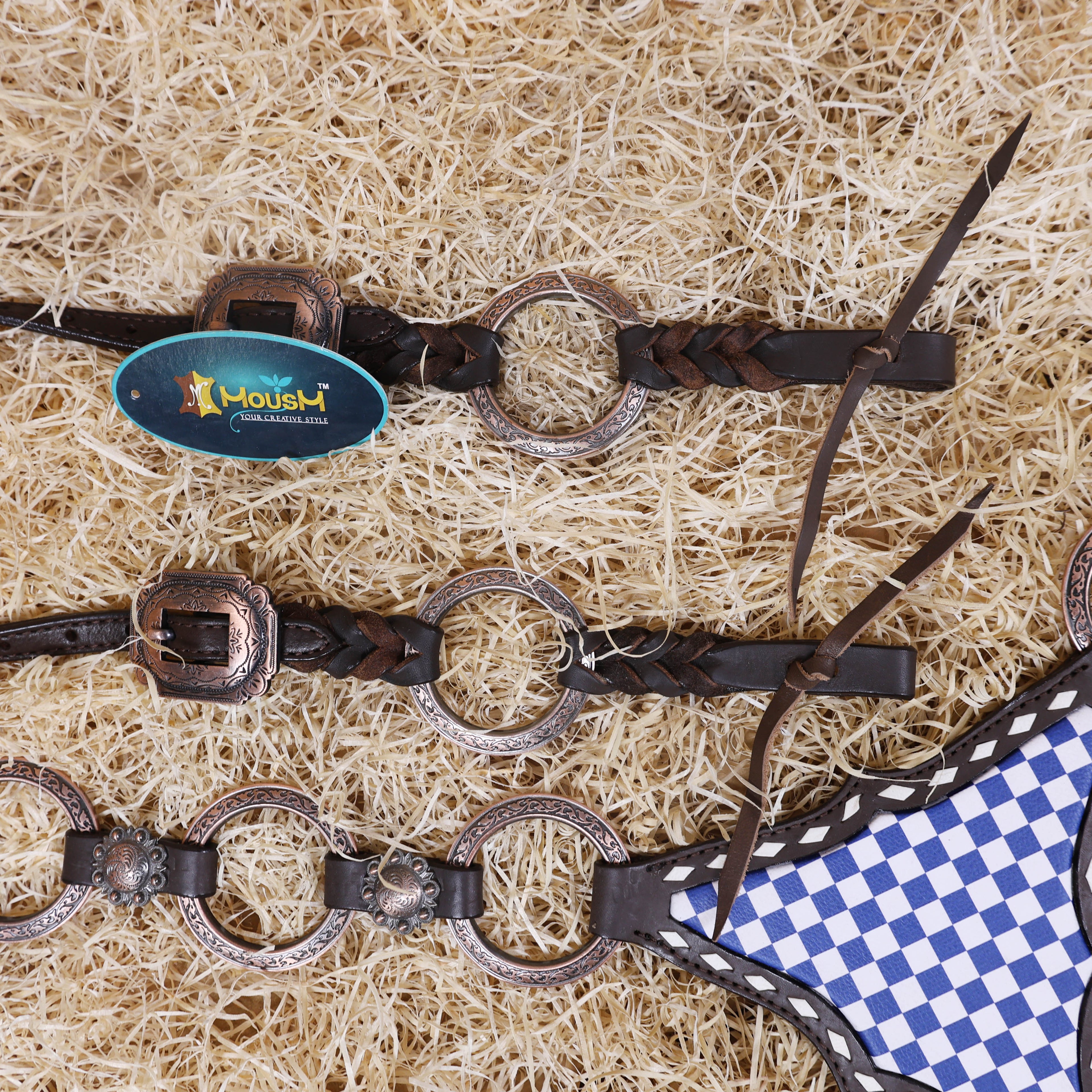 MOUSM Western Horse Tack Set – Handcrafted from Genuine Argentine Leather, Featuring a Royal Blue and White Checkered Gladiator Breast Collar with Engraved Metal Rings, Braided Cheekpieces, and Berry Conchos