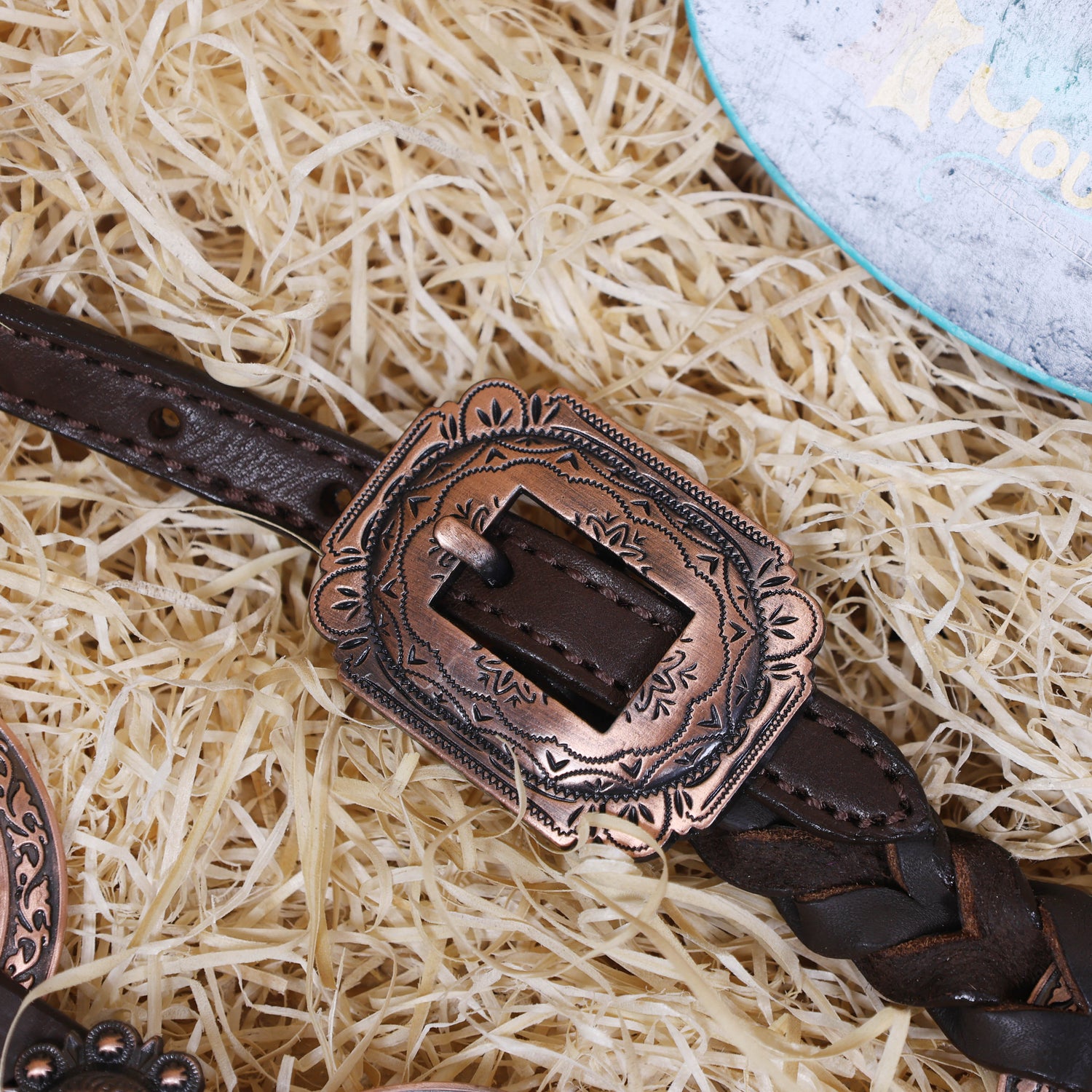 MOUSM Western One Ear Headstall Set – Handcrafted from Genuine Argentine Leather, Featuring a Purple and White Checkered Gladiator Breast Collar with Engraved Metal Rings, Braided Cheekpieces, and Berry Conchos