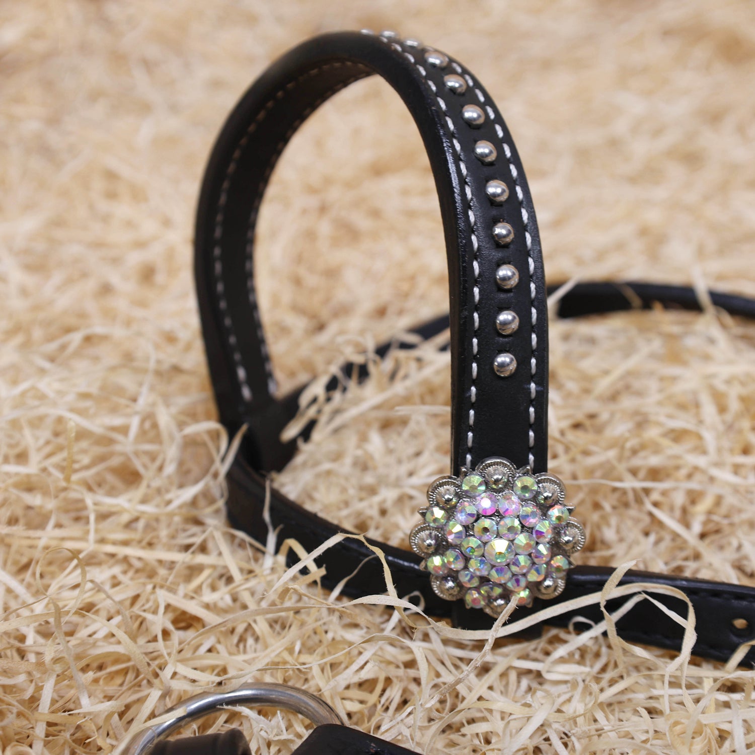 MOUSM Western Headstall and Breast Collar Set – Made with Genuine Argentina Cow Leather, Decorated with Hand-Painted White Angel Wings with Shining AB Stones, and Rhinestone Conchos