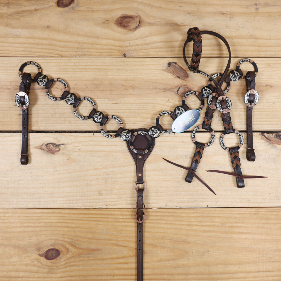 MOUSM Western Horse Headstall Set – Leather-Braided One-Ear and Cheekpieces, Featuring Engraved Rings Connected by Leather Strap with Engraved Concho on the Breast Collar