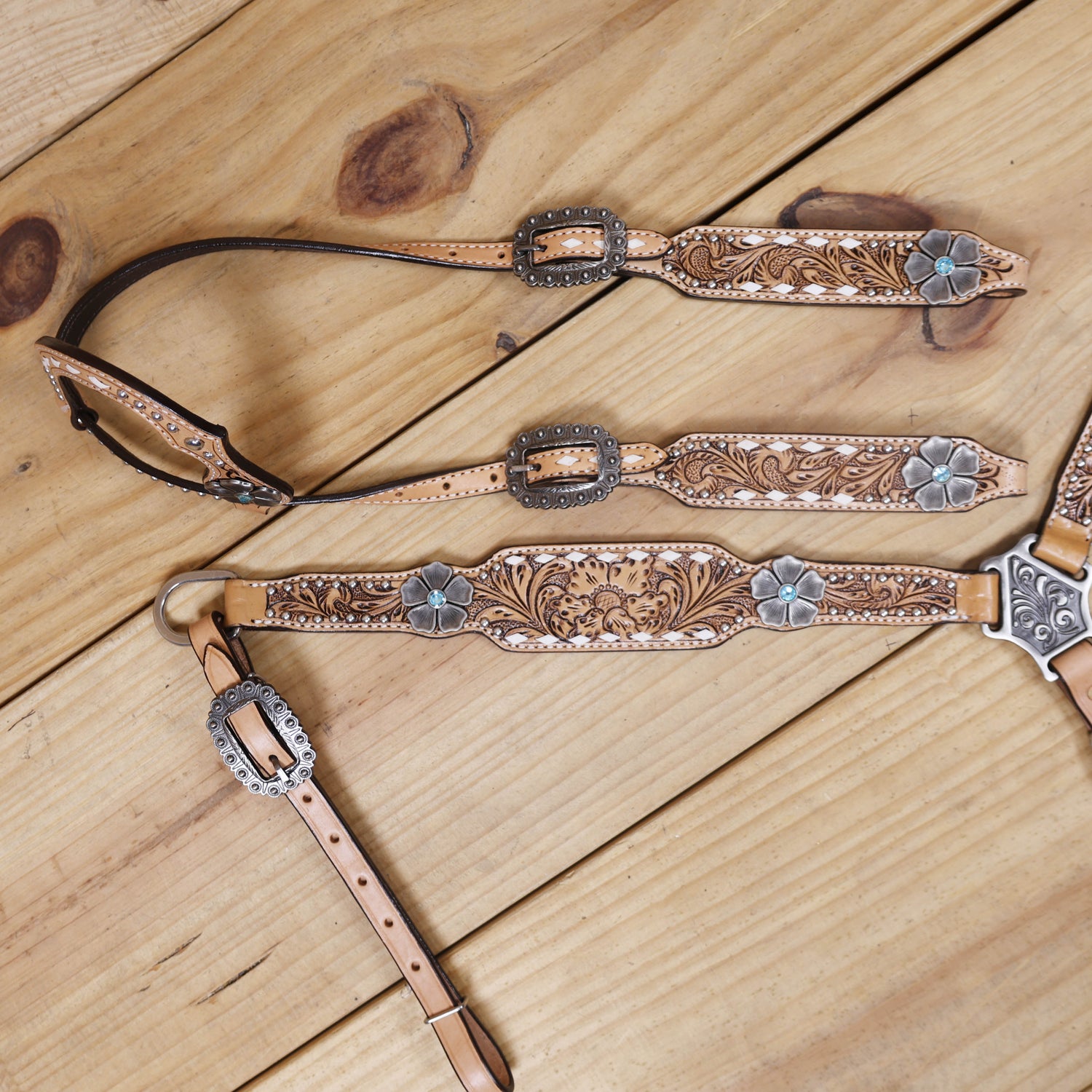 Western Horse Headstall and Breast Collar Decorated with Flower Carving, Nickel Studs, Rawhide Buck Stitching, and Flower Shape Conchos MOUSM