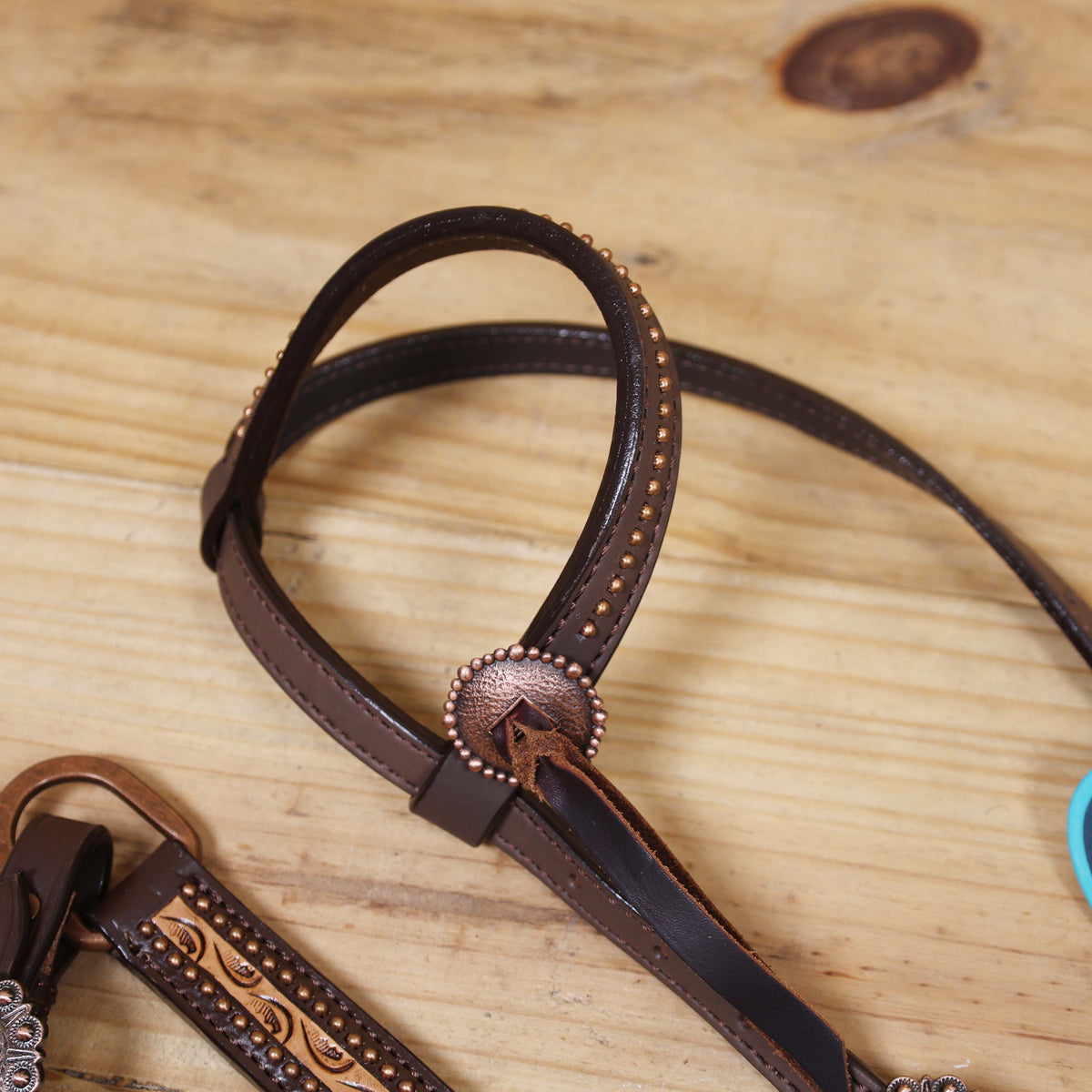 Hand Carved Border and Burgundy Laces Western Headstall Set