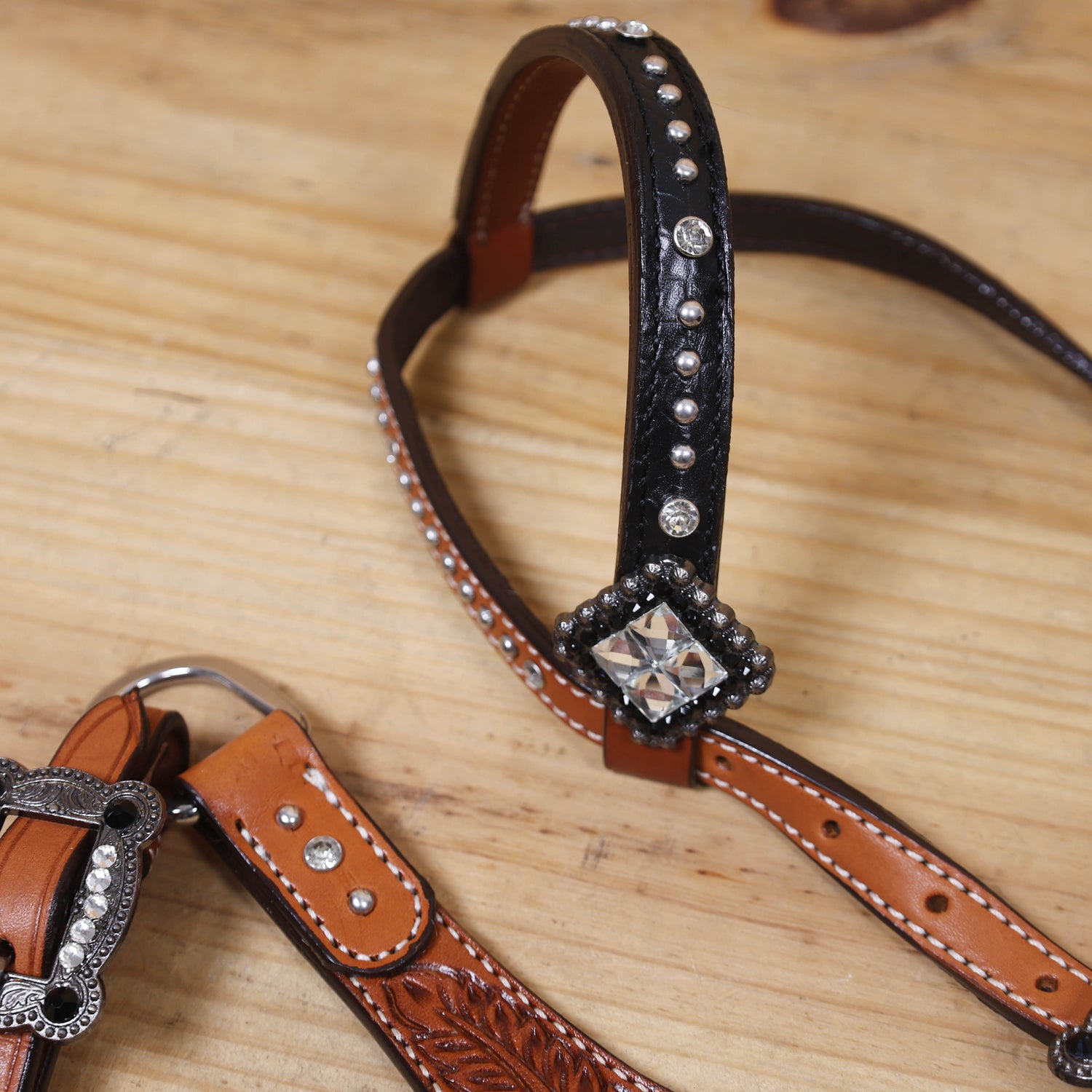 Western Horse Headstall Tack Set with Feather Carving, Black Alligator Leather Inlay, Silver Studs, and Clear Rhinestone Square Hardware MOUSM