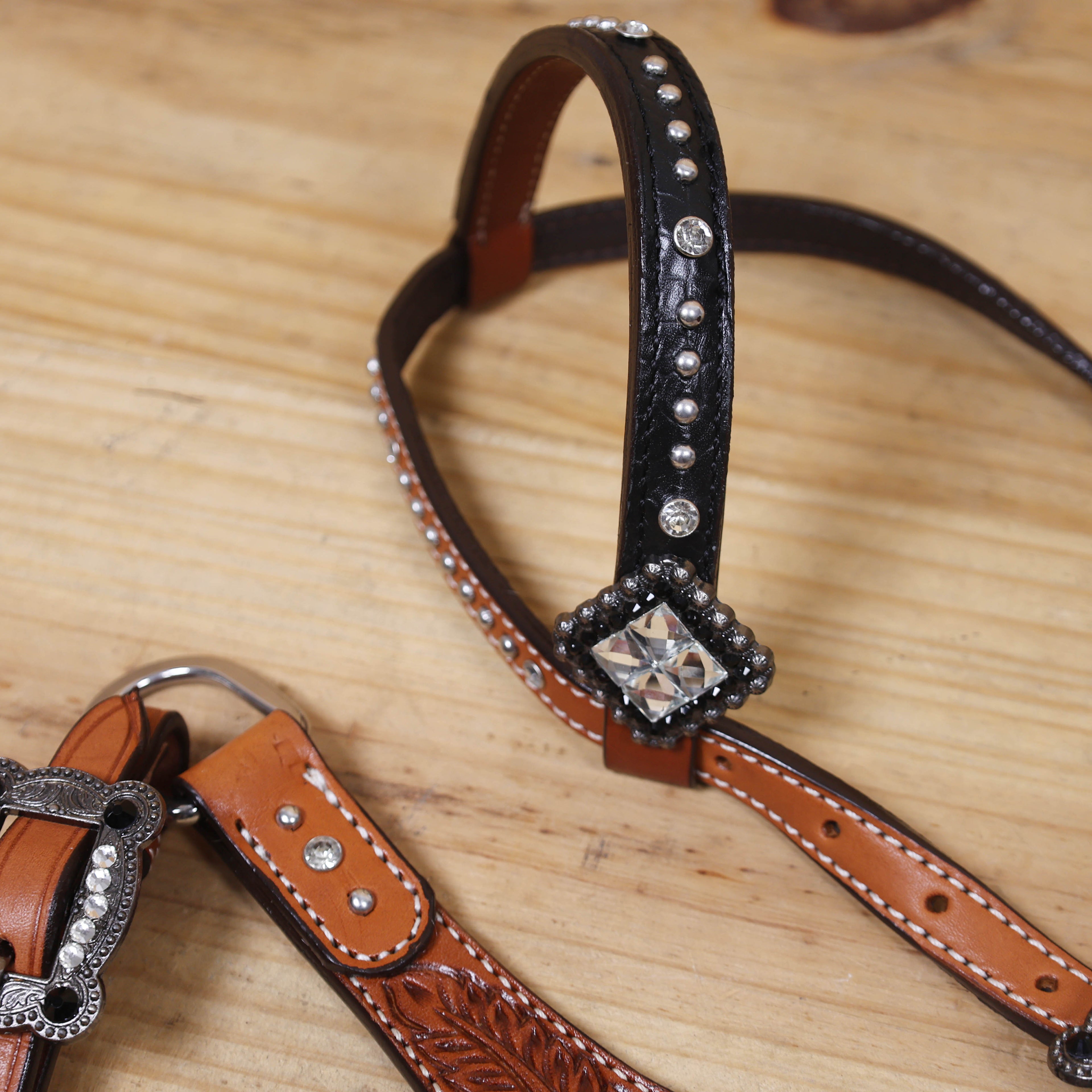 Western Horse Headstall Tack Set with Feather Carving, Black Alligator Leather Inlay, Silver Studs, and Clear Rhinestone Square Hardware MOUSM