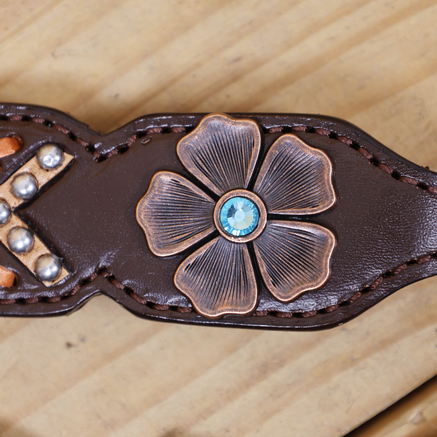 Western Horse Headstall and Breast Collar Set with Arrow Style Copper Raw Hide Braiding and Geometric Flower Carving and Big Flower Conchos MOUSM