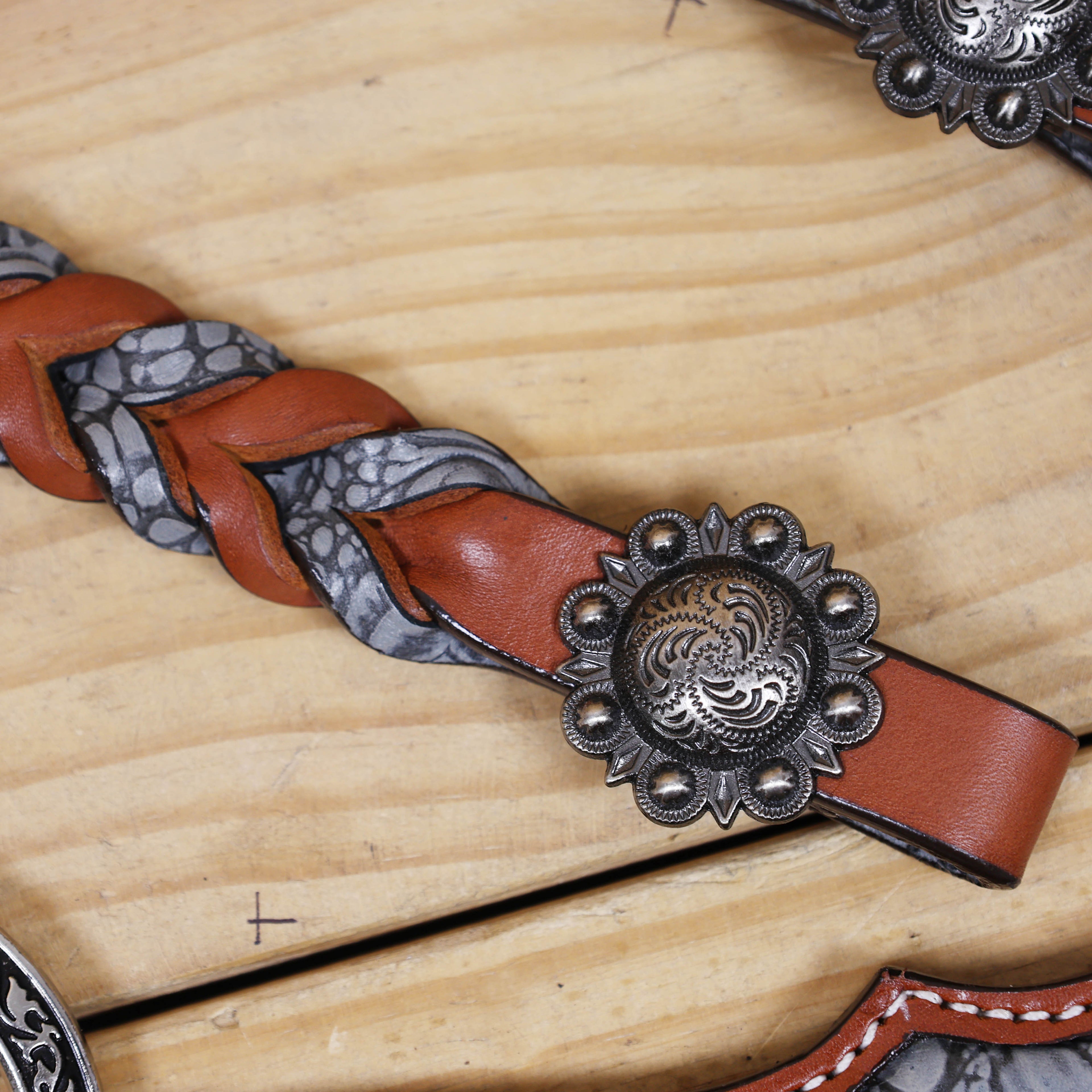 Western Headstall Set Decorated with Twisted Leather Braiding with Grey Alligator and Big Engraved Ring on Gladiator Style Breast Collar with Grey Alligator MOUSM