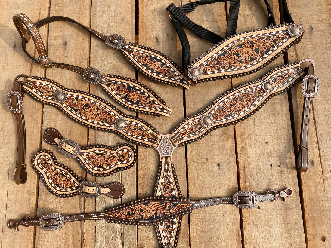 MOUSM Western Horse Tack Collection – Western Bridles and Headstalls Decorated with Hand-Tooled Flower Carving with Nickel Studs, Conchos &amp; Rawhide Braiding