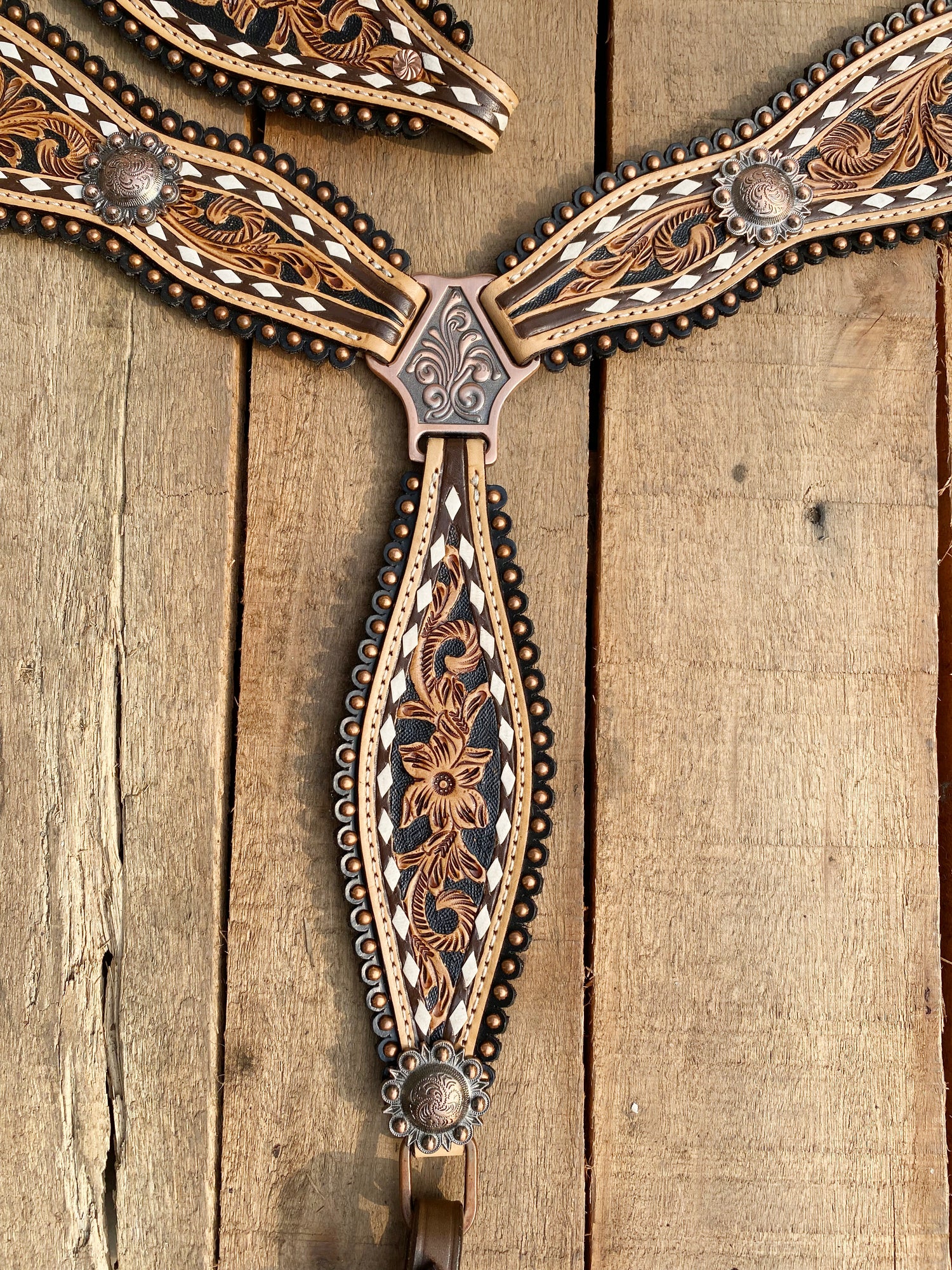 MOUSM Western Horse Tack Collection – Western Bridles and Headstalls Decorated with Hand-Tooled Flower Carving with Nickel Studs, Conchos &amp; Rawhide Braiding