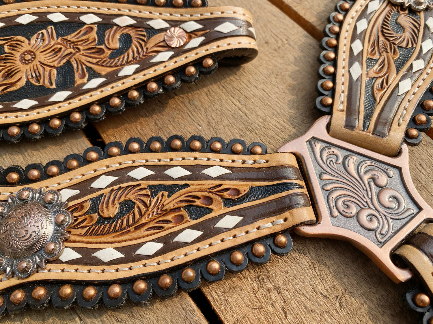 MOUSM Western Horse Tack Collection – Western Bridles and Headstalls Decorated with Hand-Tooled Flower Carving with Nickel Studs, Conchos &amp; Rawhide Braiding