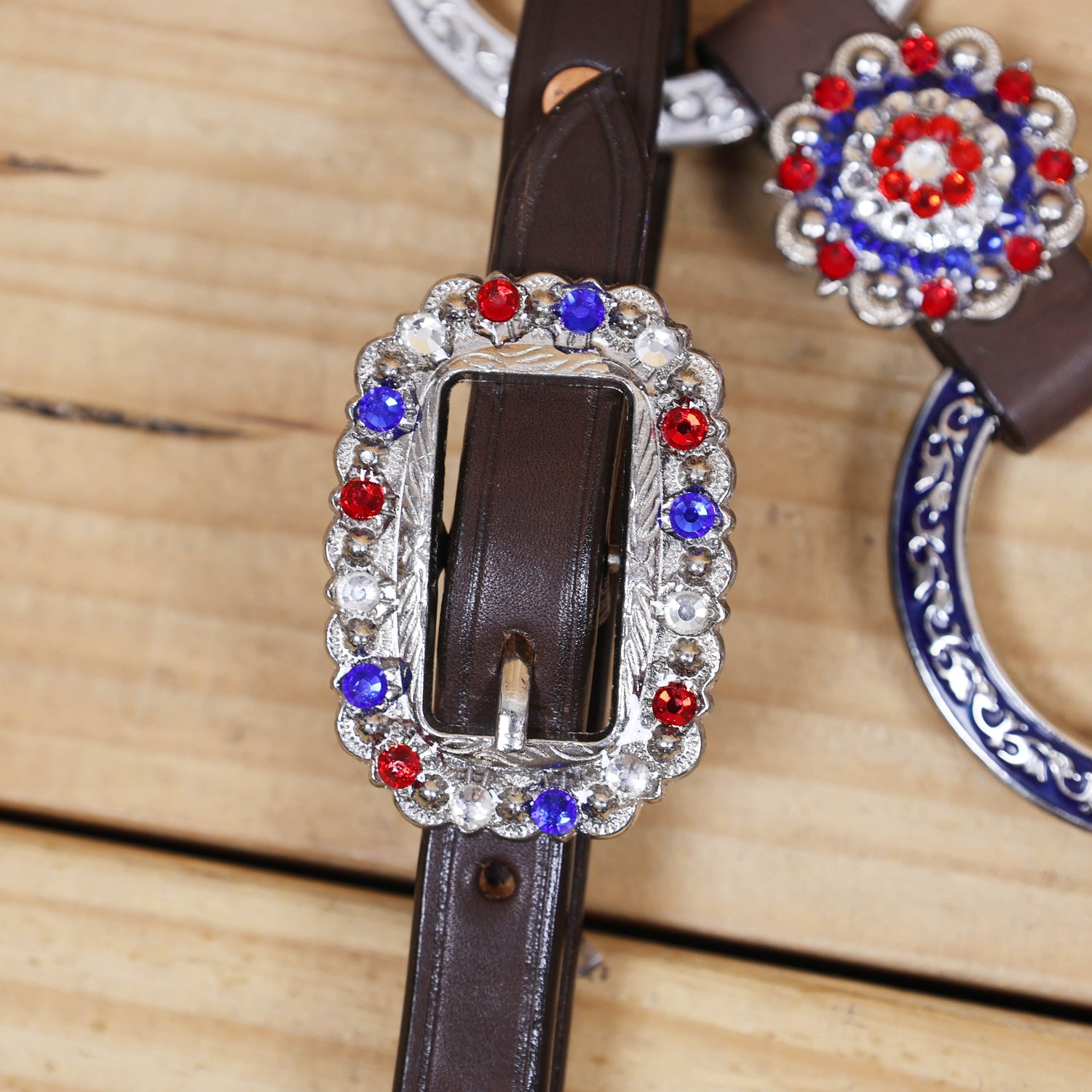 Western Leather One Ear Headstall &amp; Breast Collar Tack Set – Red, Royal Blue &amp; White Ring Flag Design, Criss-Cross Braiding, Genuine Argentina Cow Leather, Antique Nickel Hardware – Full Horse