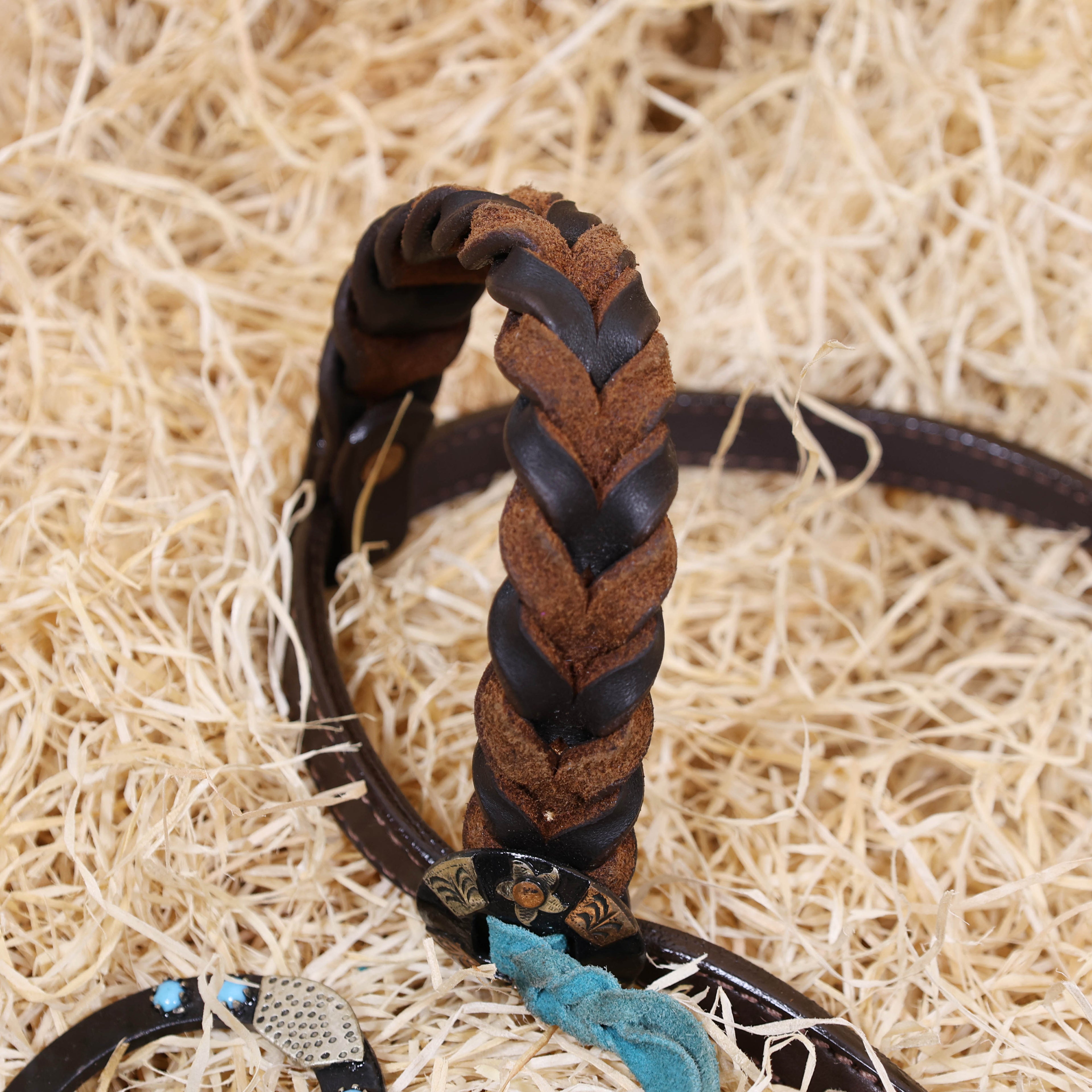 Western Handmade Headstall &amp; Breast Collar Tack Set – 2-Tone Rings with Sky Blue Stones, Antique Slot Conchos, Turquoise Laces, Genuine Argentina Cow Leather – Full Horse