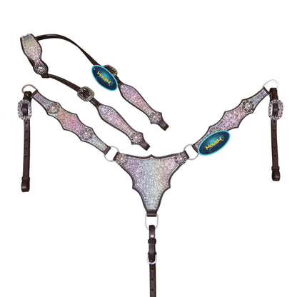 Bring vibrant Western style to your horse tack with this handcrafted headstall and breast collar set featuring a multicolor rainbow glitter alligator design