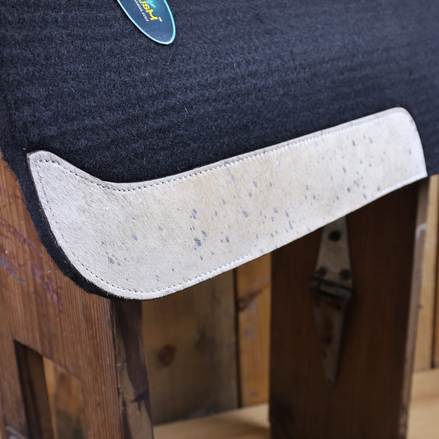 MOSUM Western Saddle Pad - Saddle Pad for Horses Synthetic Wool Blend Black Felt with White Acid Wash Hair on Cowhide Leather Patch, Comfort Pad for Horses