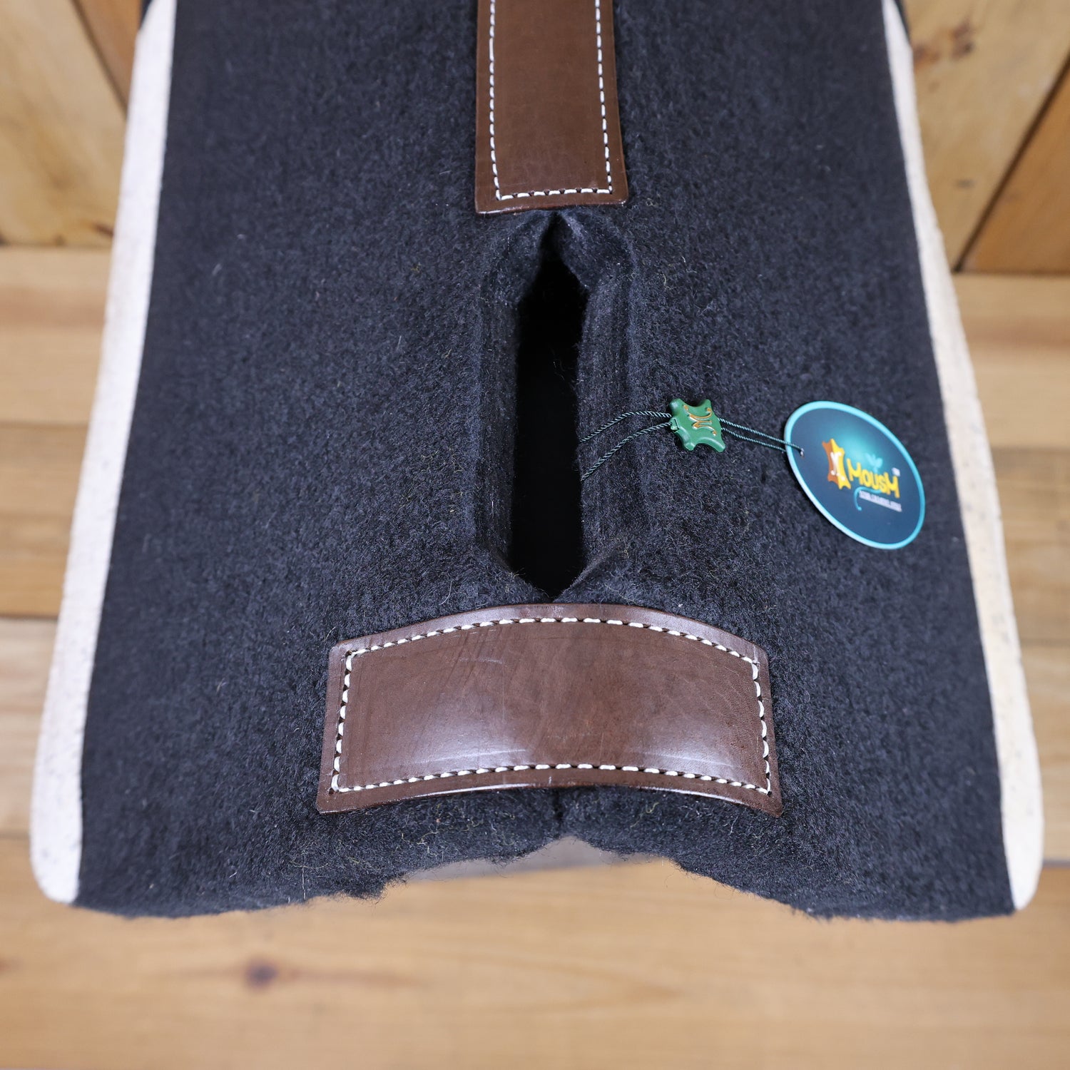 MOSUM Western Saddle Pad - Saddle Pad for Horses Synthetic Wool Blend Black Felt with White Acid Wash Hair on Cowhide Leather Patch, Comfort Pad for Horses