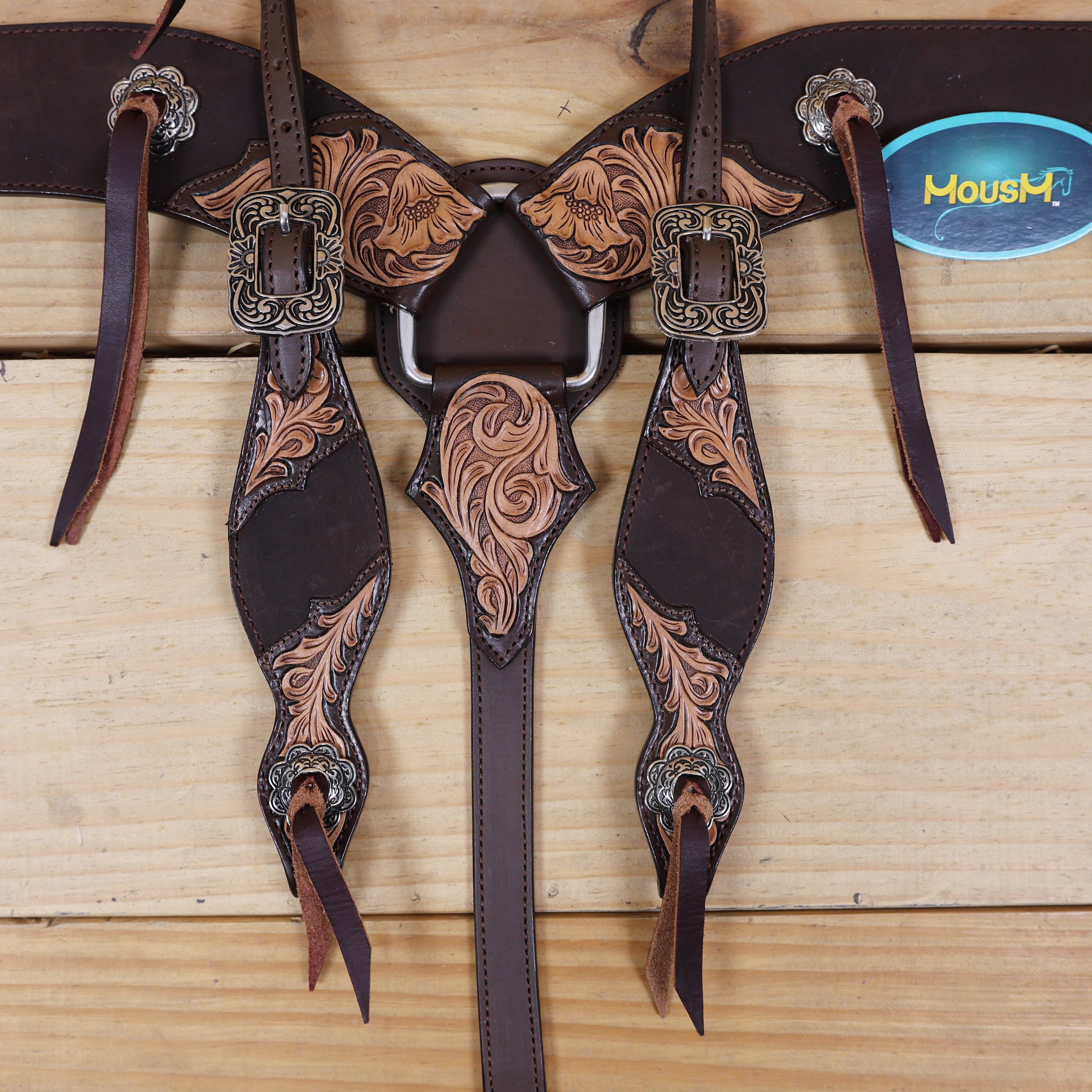 durable handcrafted western tack set with floral carving two tone leather copper riveted buckles for trail riding and rodeos