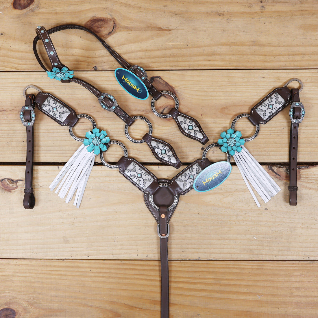 headstall and breast collar with big ring and turquoise leather flower concho and silver leather inlay