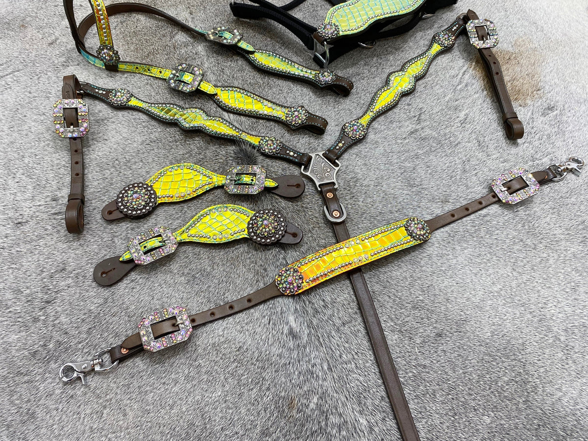 Yellow and Green Holographic Metallic Detailing