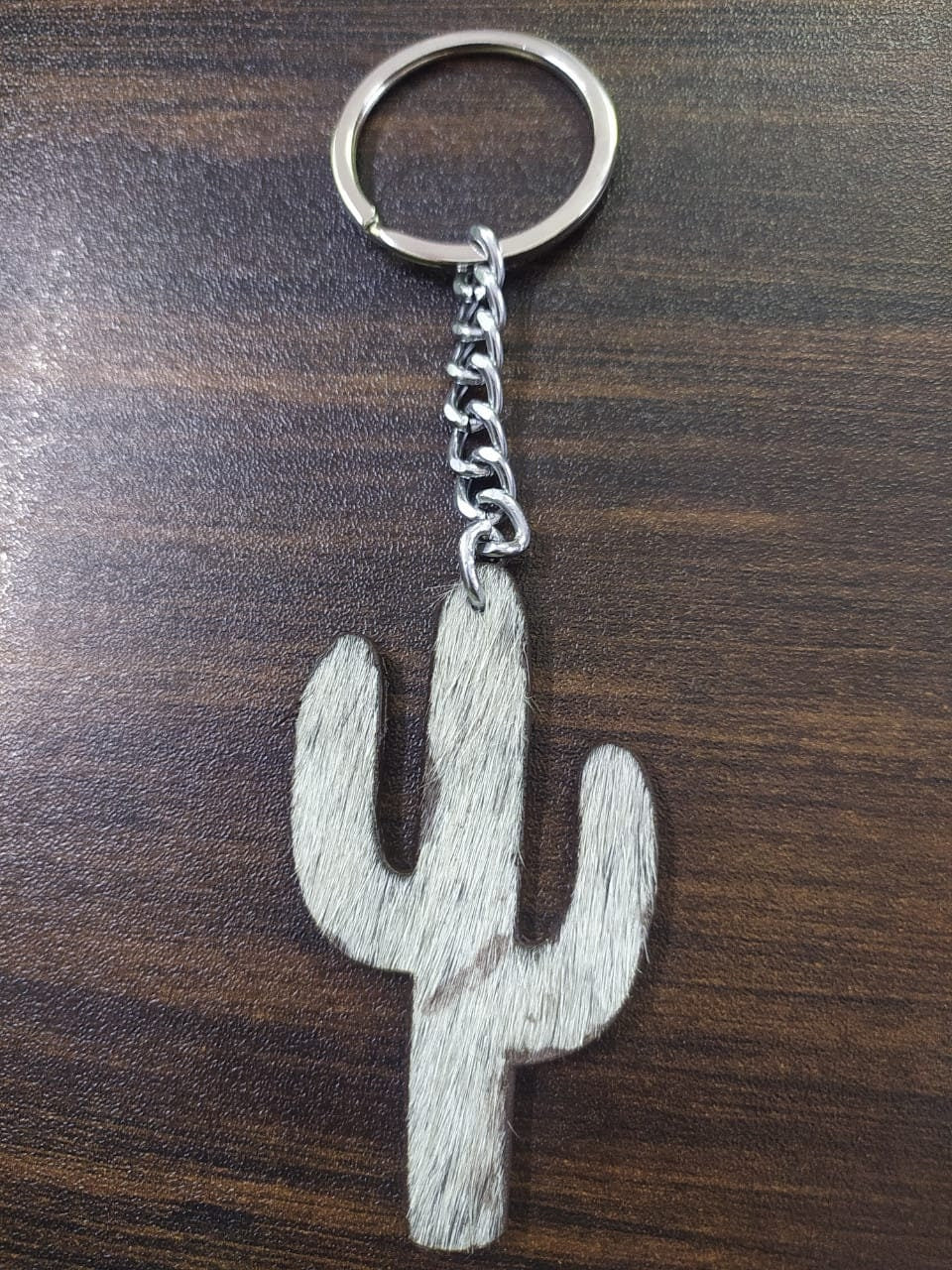 MOUSM Cowhide Leather Keychains Set of 6 Keyrings for Gift