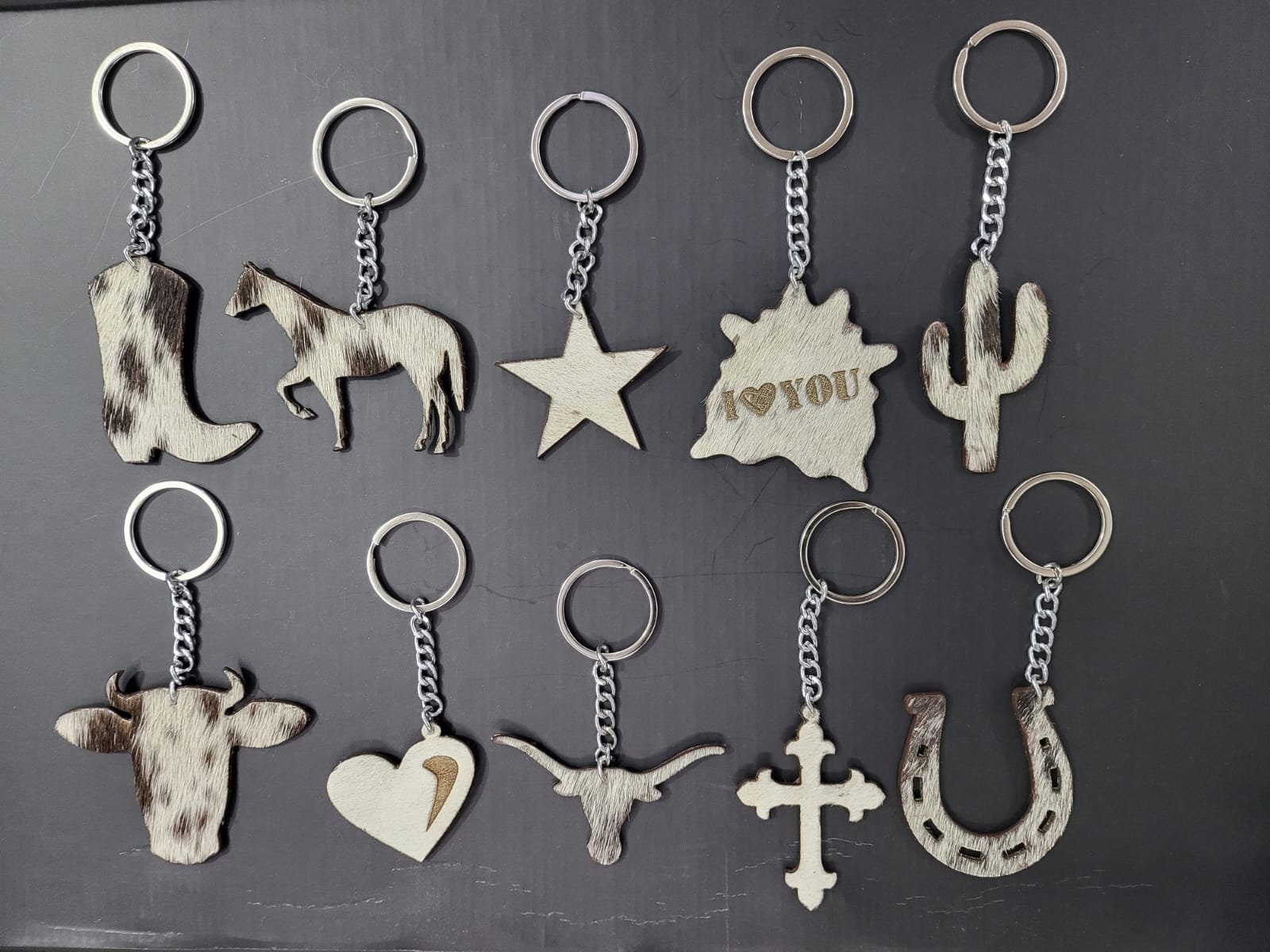MOUSM Set of 10 Cowhide Leather Keychains