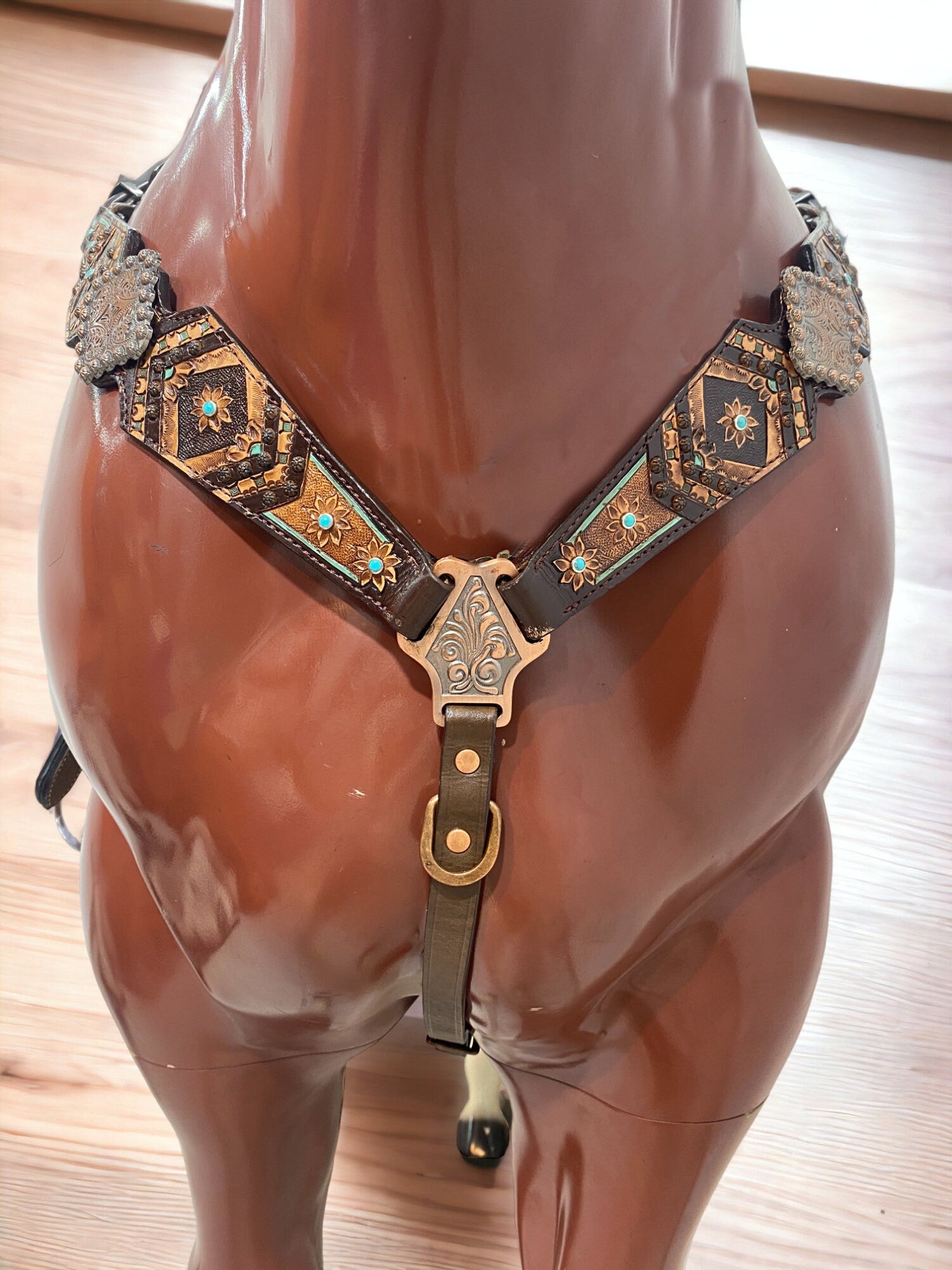 MOUSM Argentina Cow Leather Headstall and Breast Collar Set for Horse, Western Headstall Set Decorated with Geometrical Flower Carving, Antique Copper Conchos