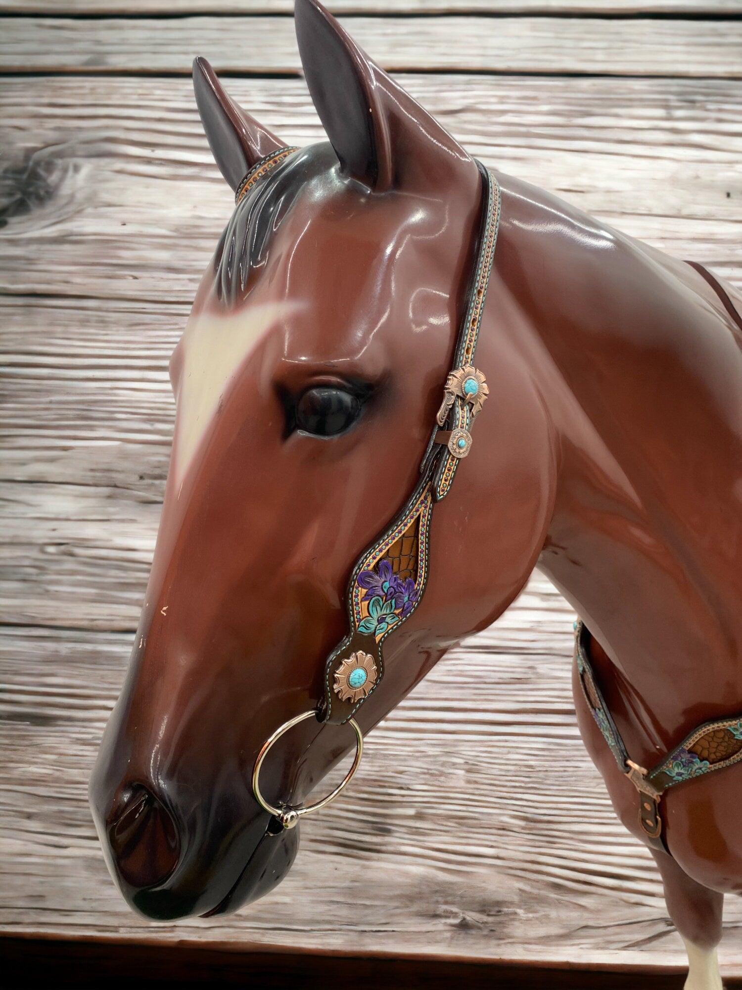 MOUSM Argentina Cow Leather Breast Collar and Headstall Set for Horses, Western Horse Tack Hand-Carved &amp; Painted Floral Design in Turquoise &amp; Purple, Light Brown Alligator Print Leather Accents