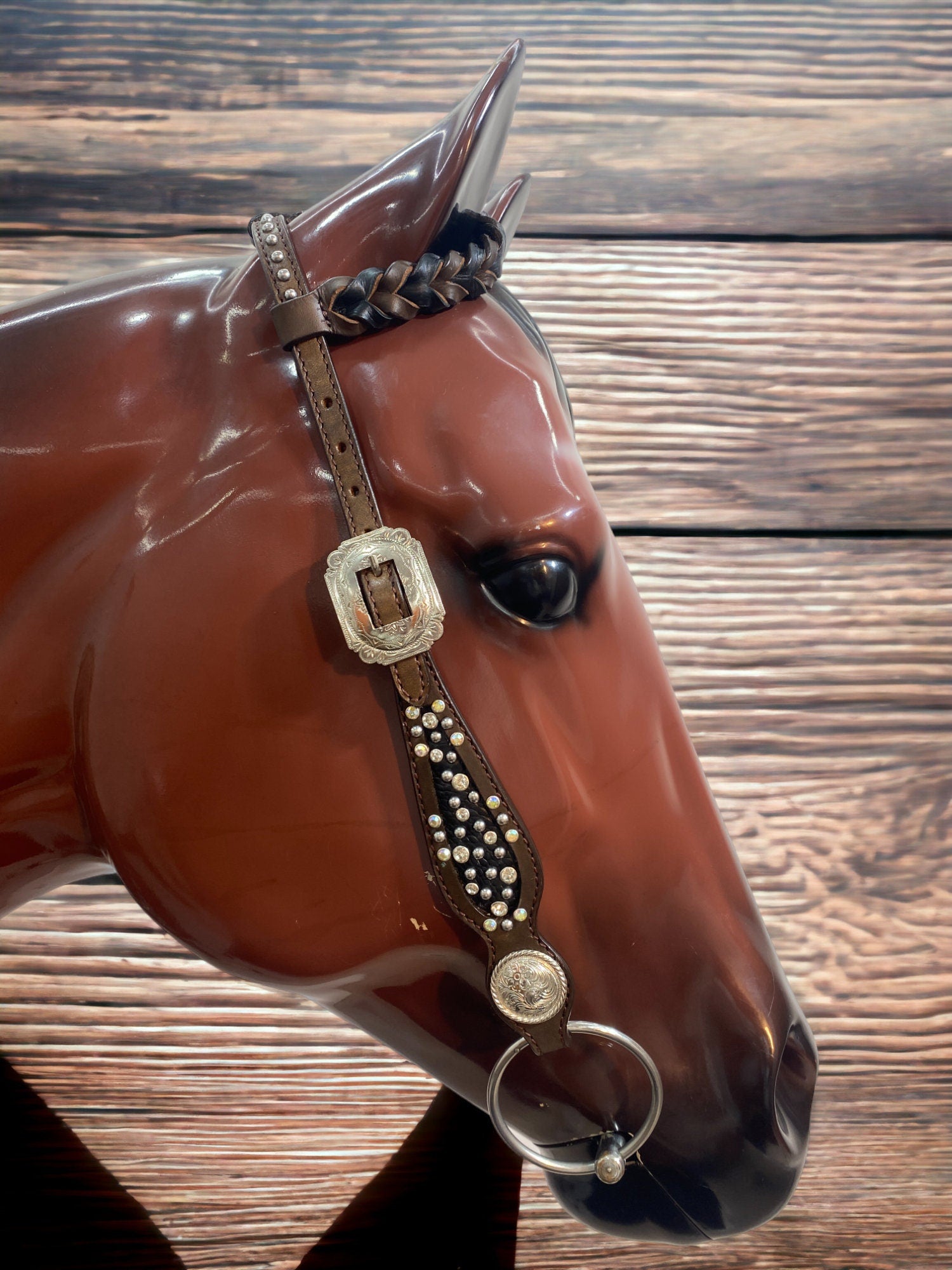 MOUSM Argentina Cow Leather Headstall &amp; Breast Collar Set – Western Horse Tack with Clear Rivets, Silver Studs &amp; Black Alligator Accents