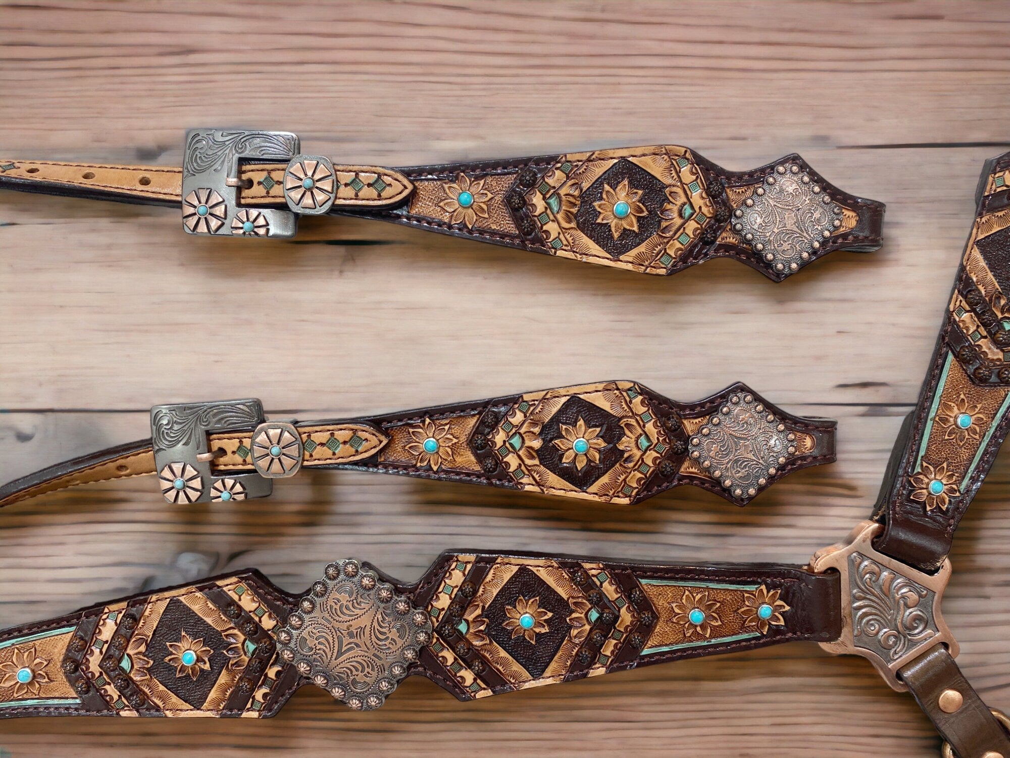 MOUSM Argentina Cow Leather Headstall and Breast Collar Set for Horse, Western Headstall Set Decorated with Geometrical Flower Carving, Antique Copper Conchos