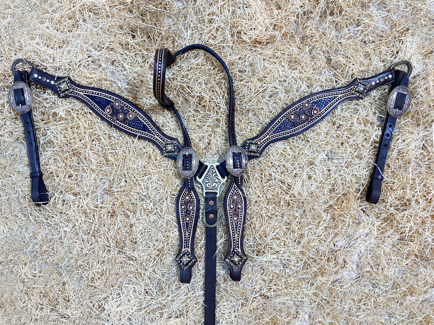 MOUSM Argentina Cow Leather Headstall &amp; Breast Collar Set – Western Bridle with Paisley Carving with Nickel and Antique Copper Hardware