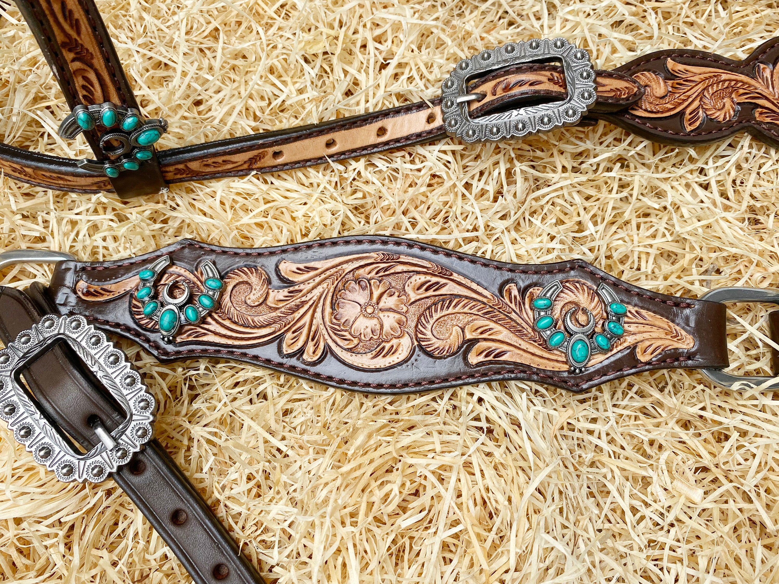 MOUSM Argentina Leather Headstall and Breast Collar Set for Horses, Western Horse Tack Set with Handcrafted Floral Tooling Overlay