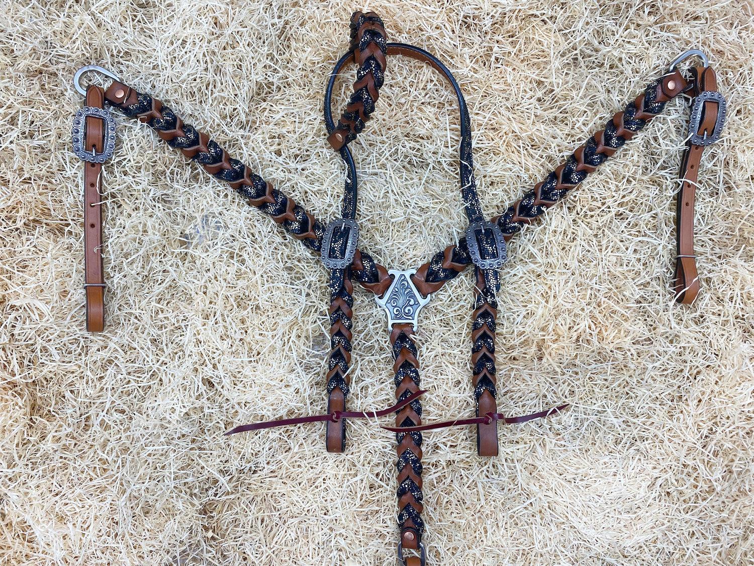 MOUSM Argentina Cow Leather Bridle &amp; Breast Collar Set – Western Headstall for Horses Decorated with Teal Alligator and Dark Brown Braiding, Antique Copper Hardware