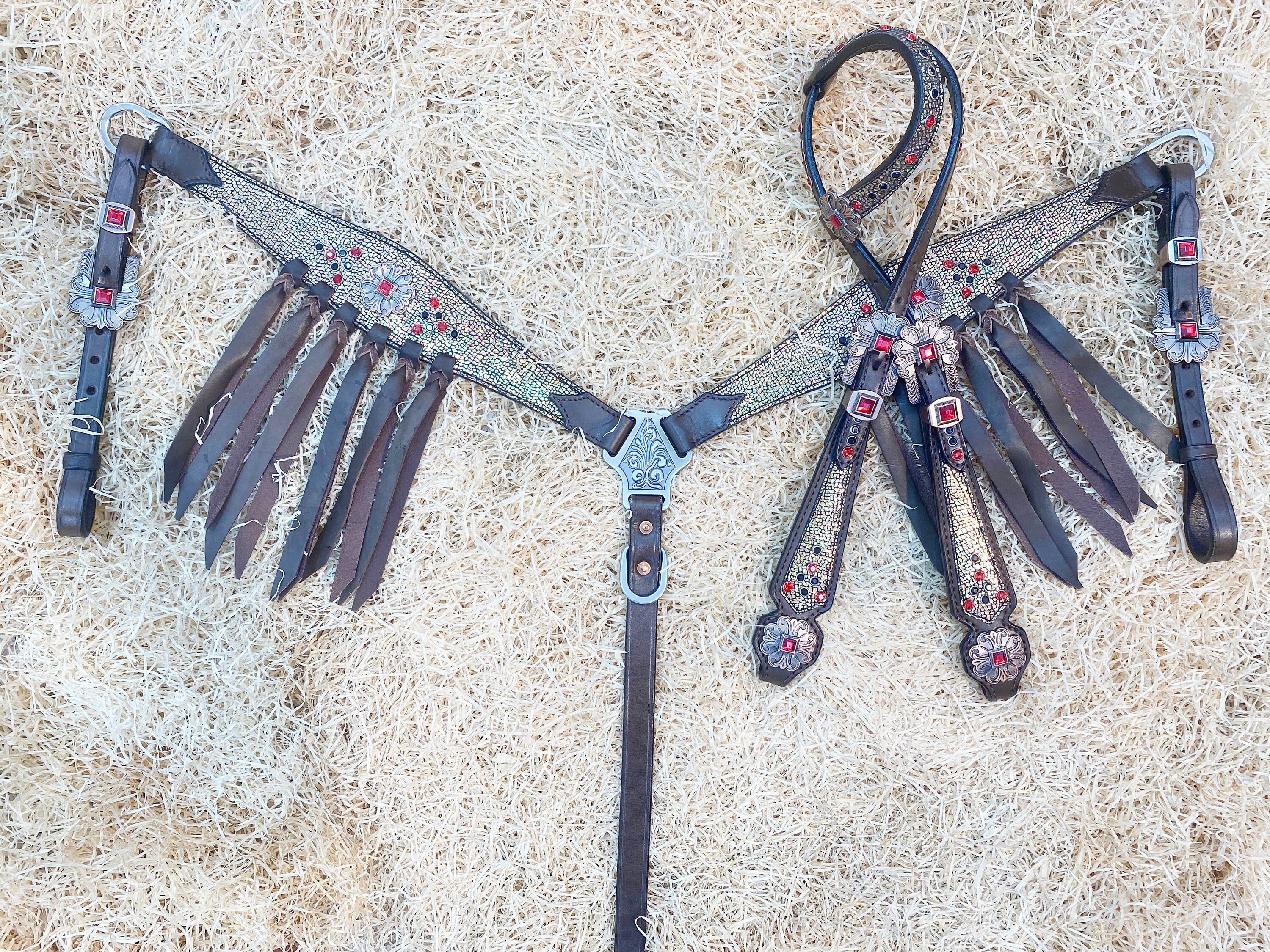MOUSM Argentina Cow Leather Headstall &amp; Breast Collar Set – Western Horse Tack Set Decorated with Holographic Cracker Print, Red &amp; Black Stones, and Brown Leather Fringe