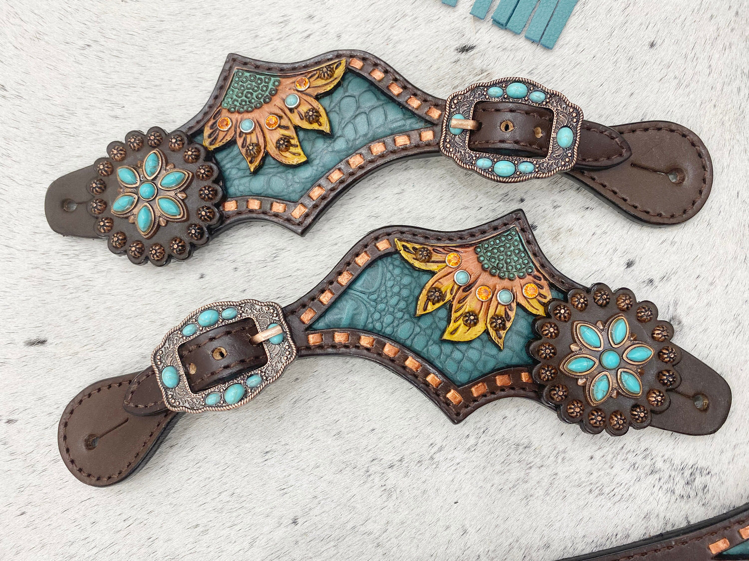 MOUSM Argentina Cow Leather Western Horse Tack Collection – Browband Headstall &amp; Breast Collar, Bronc Halter, Wither &amp; Spur Straps, Decorated with Sunflower Carving, Teal Snake Pattern Inlay and Turquoise Stone, Turquoise/Tan Fringe