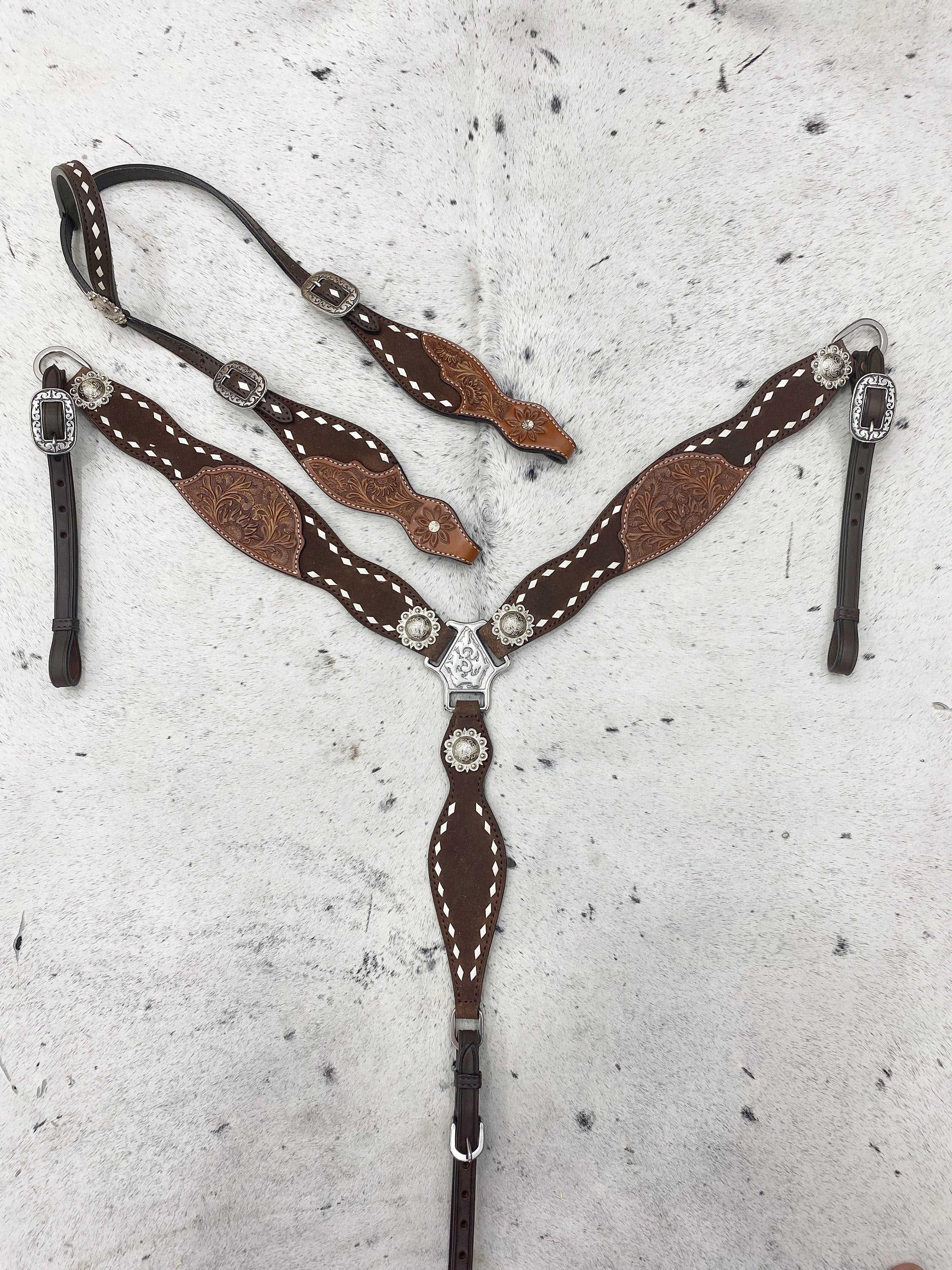 MOUSM Argentina Cow Leather Western Horse Tack Set – Browband Headstall &amp; Breast Collar, Bronc Halter, Wither &amp; Spur Straps with Hand-Tooled Carving &amp; White Rawhide Braiding