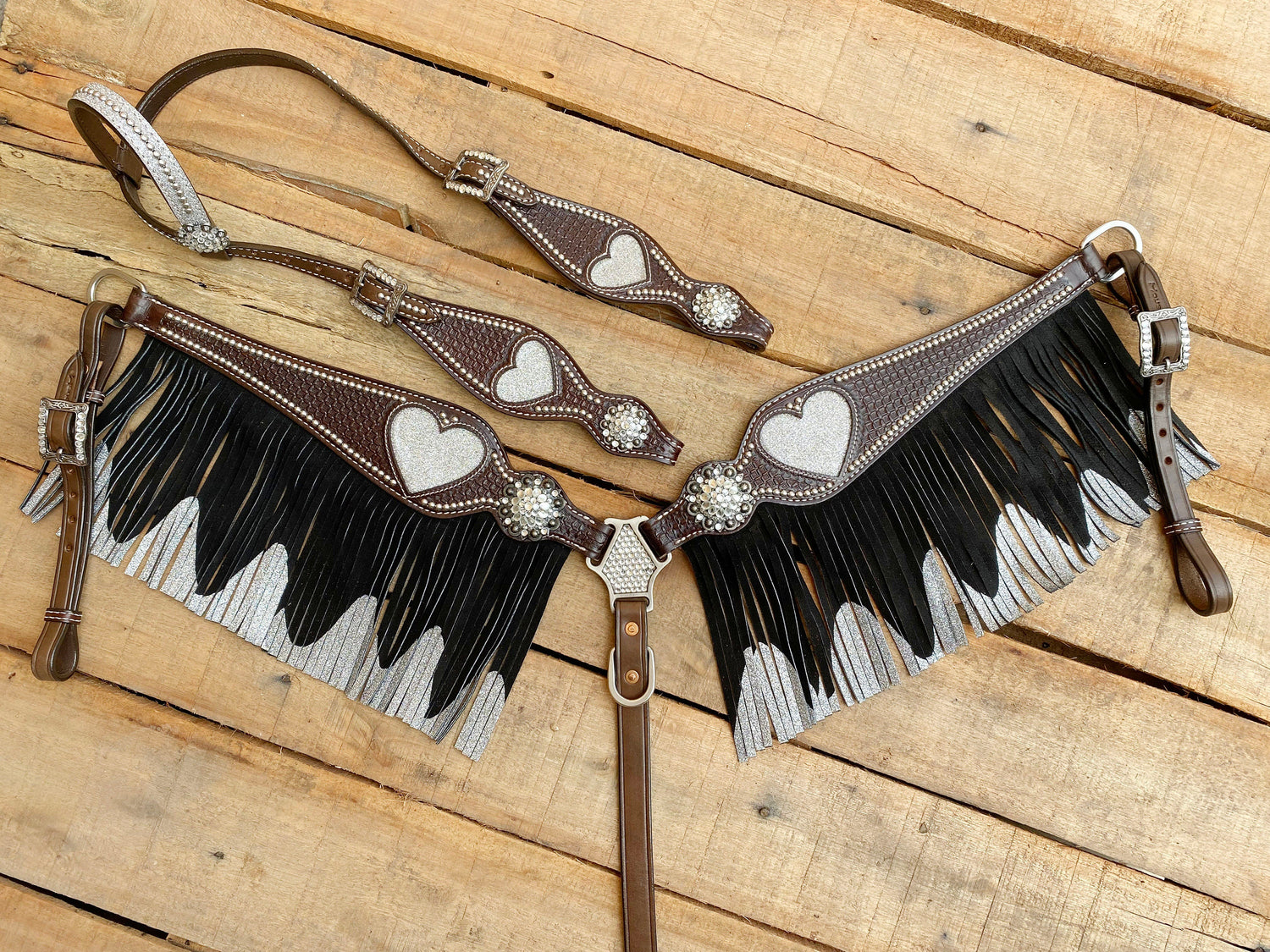 Valentine Day Western Leather Headstall and Breast Collar tack Set for the horse, Western headstall silver glittered heart &amp; basket , fringe