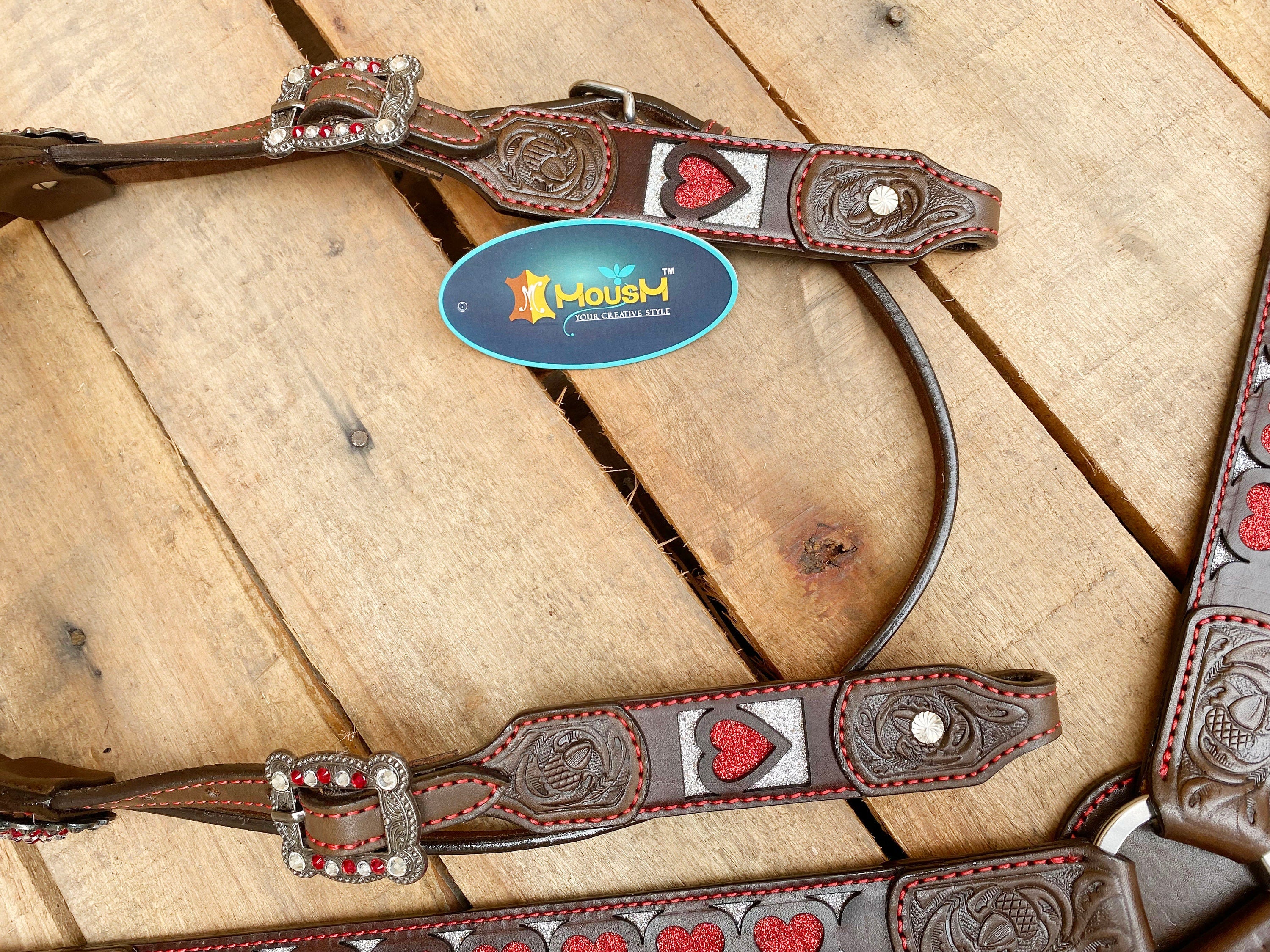 MOUSM Valentine Day Western Leather Headstall and Breast Collar Set – Red Heart Shapes with Engraved Ends with Rhinestones